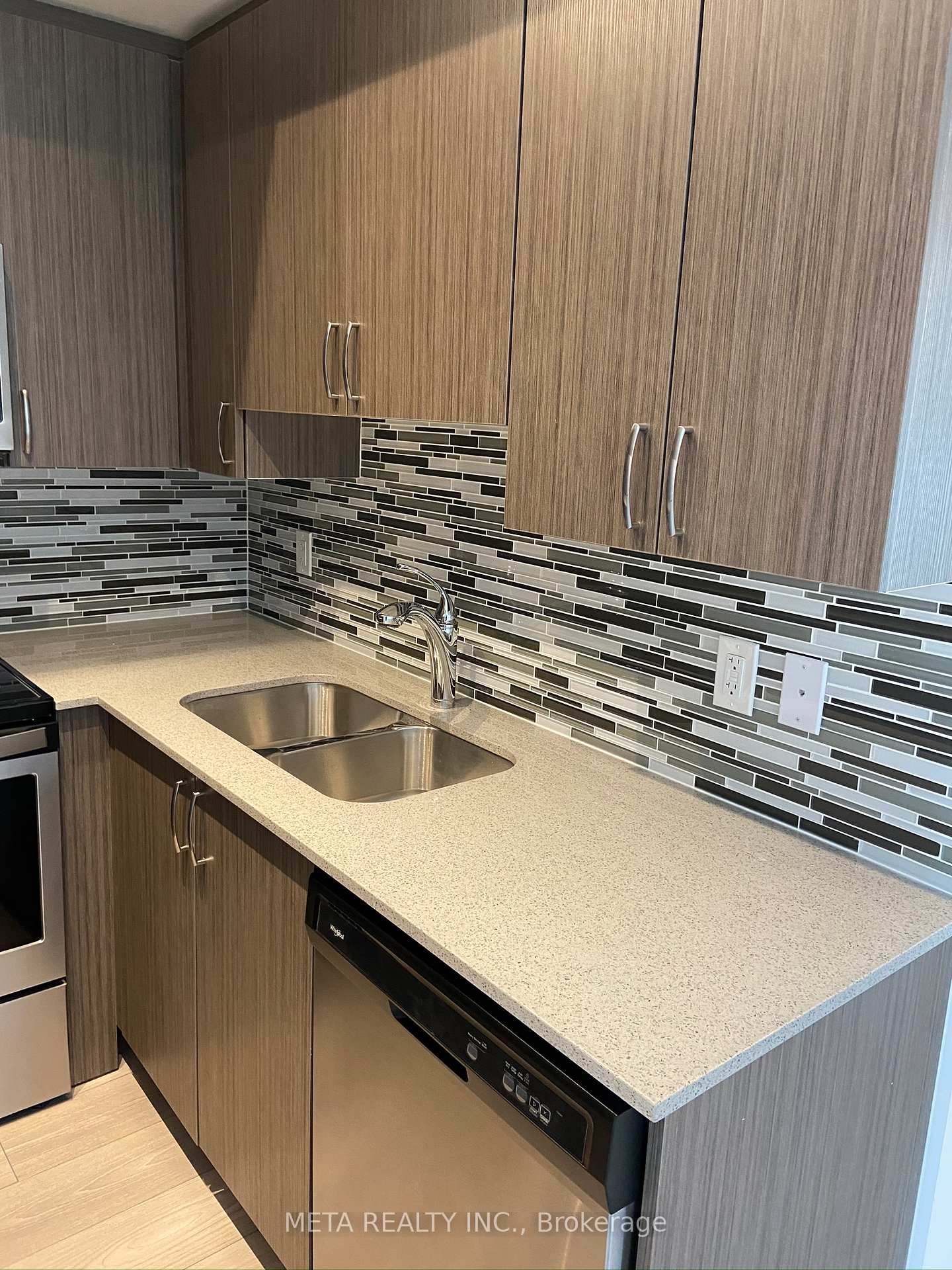 Photo 10 of Unit 5, 1245 Bayly Street, Pickering, Bay Ridges — HOMEH