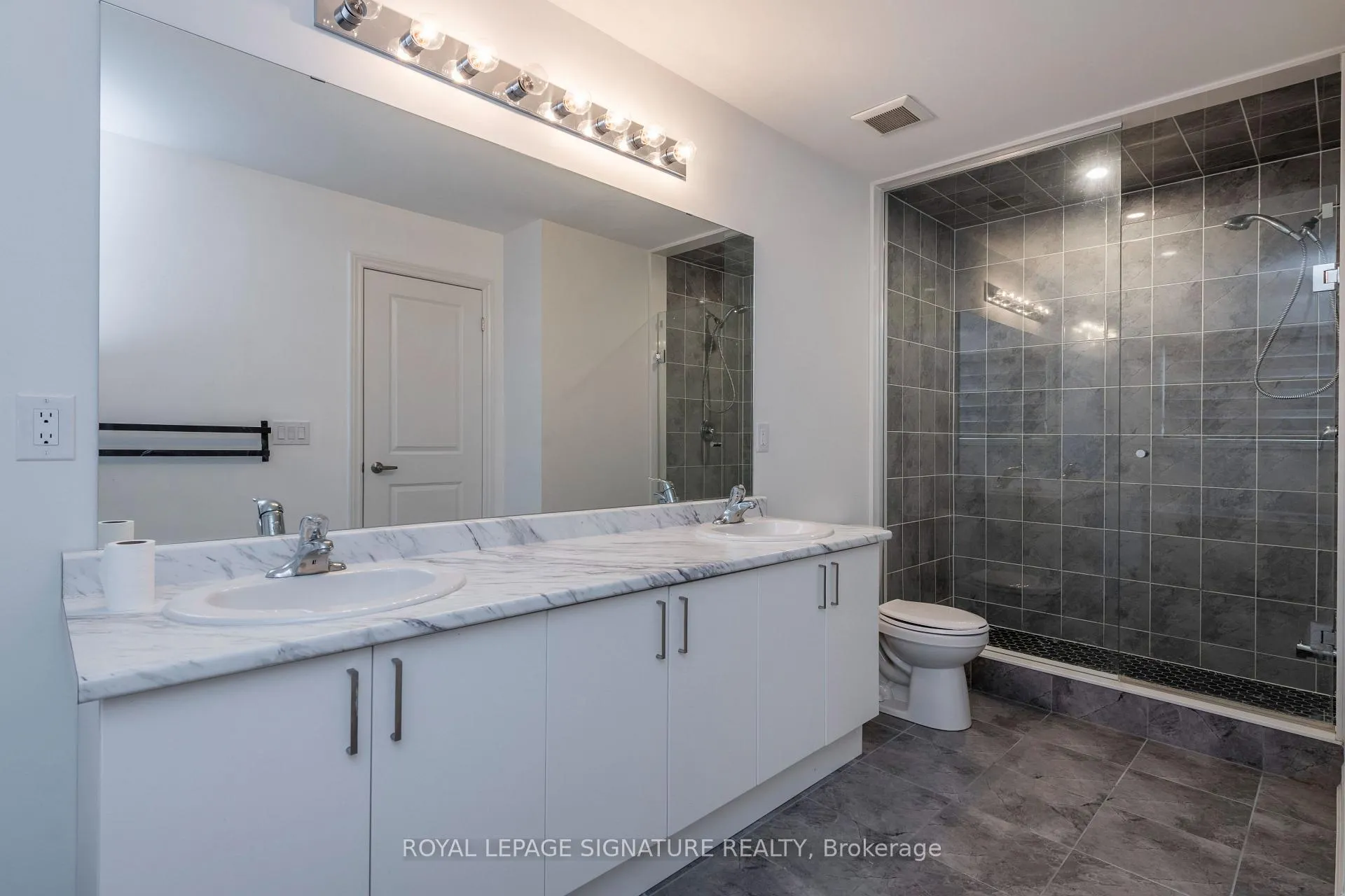 Photo 15 of 5 Sassafras Road, Springwater, Midhurst — HOMEH