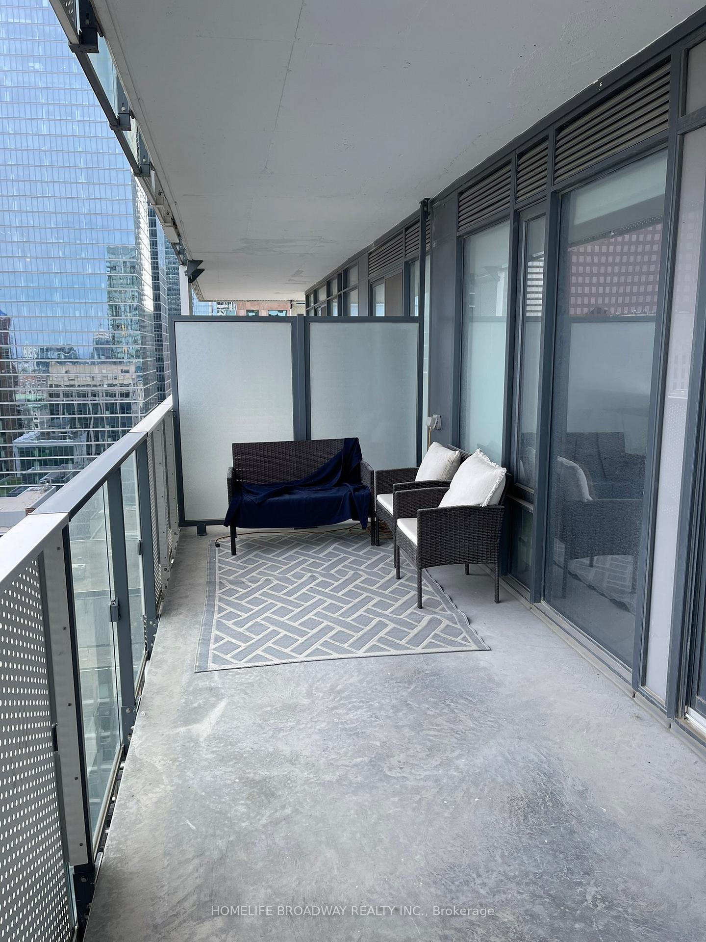 Photo 8 of Unit 2204, 25 Richmond Street E, Toronto, Church-Yonge Corridor — HOMEH