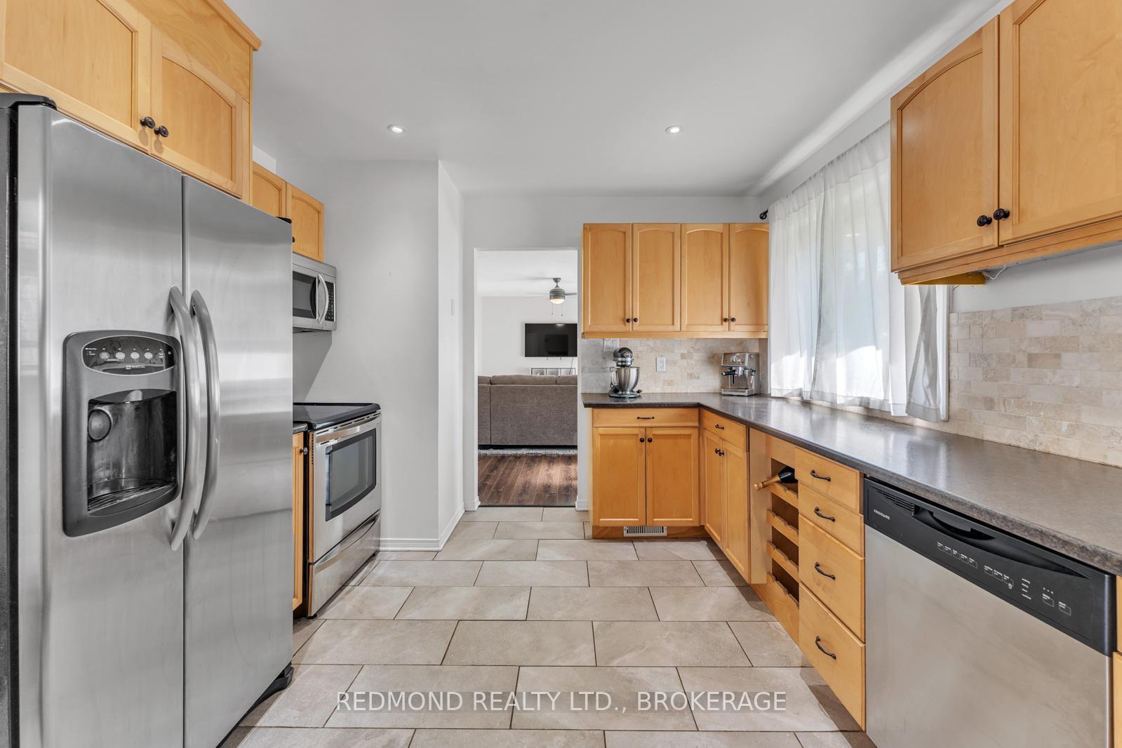Photo 9 of 150 Birch Street, Gananoque — HOMEH
