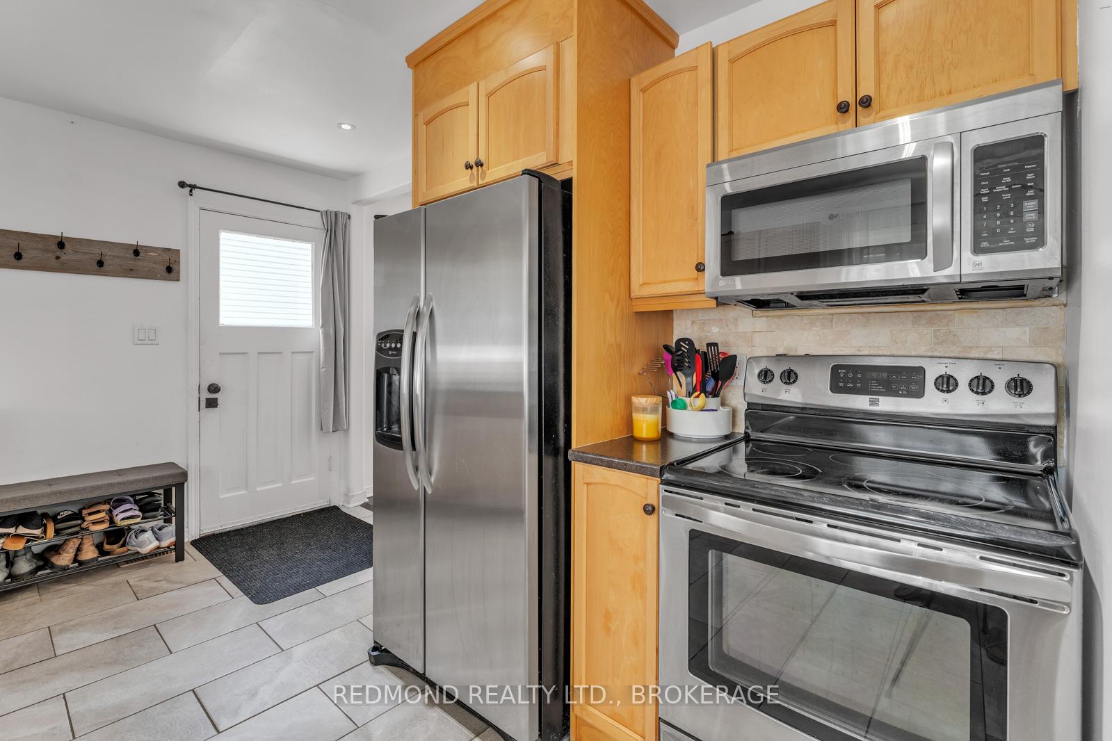 Photo 11 of 150 Birch Street, Gananoque — HOMEH