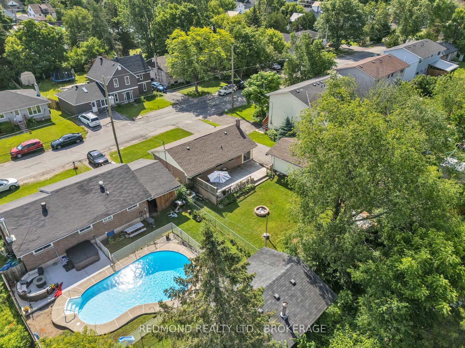 Photo 31 of 150 Birch Street, Gananoque — HOMEH