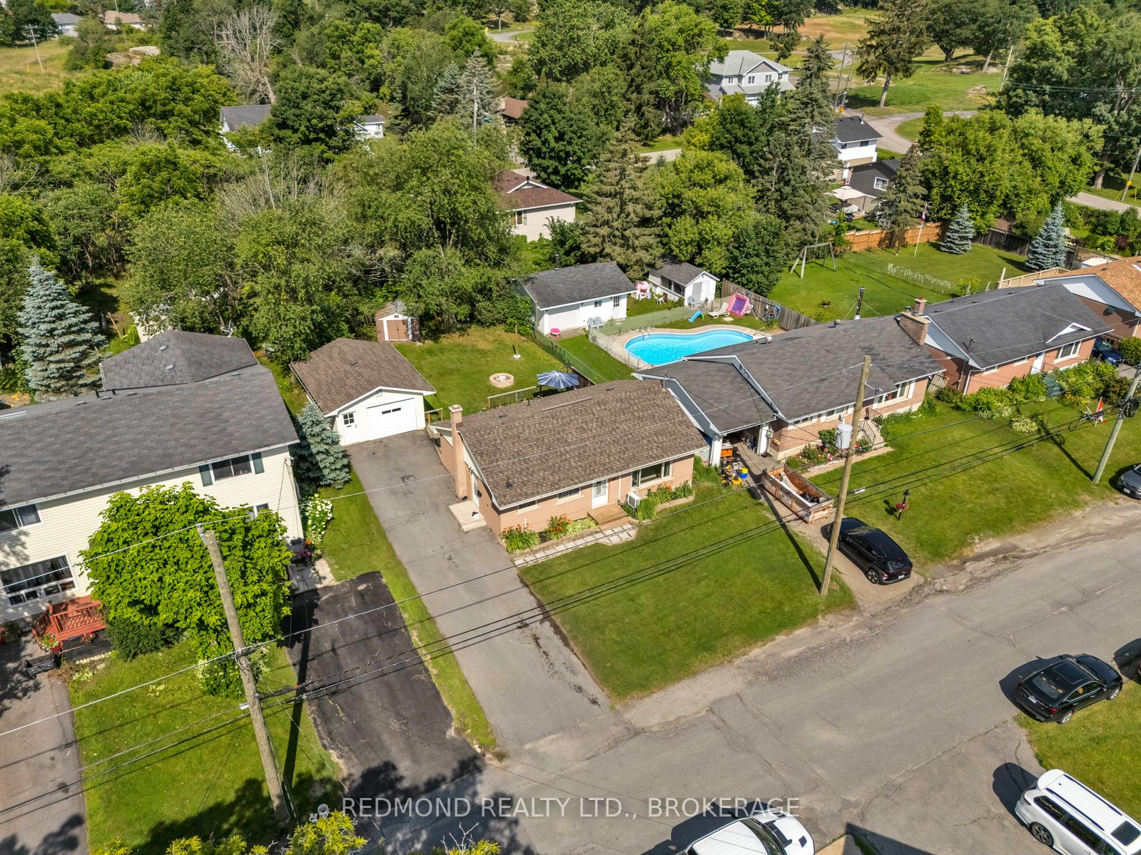 Photo 32 of 150 Birch Street, Gananoque — HOMEH