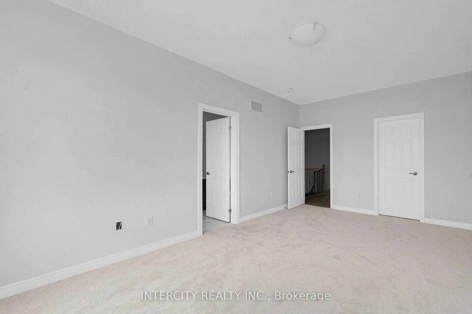 Photo 17 of 49 Johann Drive, Markham, Middlefield — HOMEH