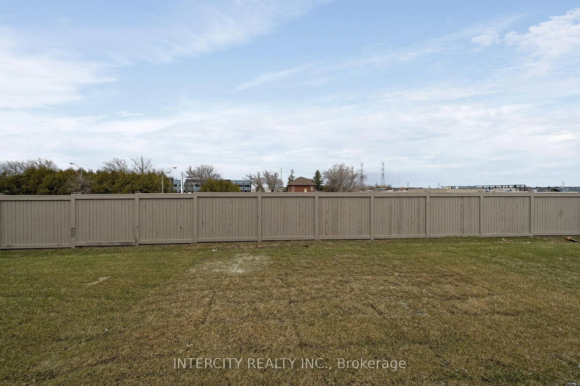 Photo 29 of 49 Johann Drive, Markham, Middlefield — HOMEH