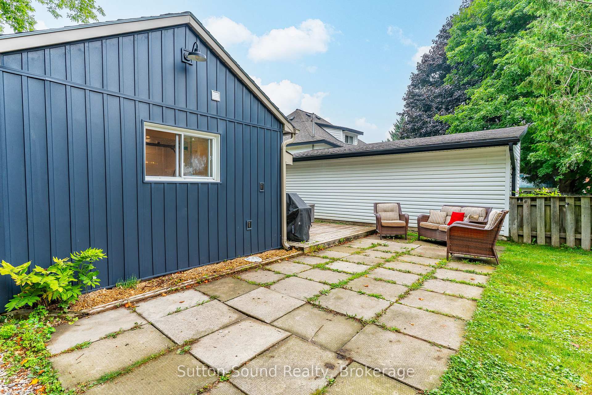 Photo 24 of 17 Crawford Street, Chatsworth — HOMEH