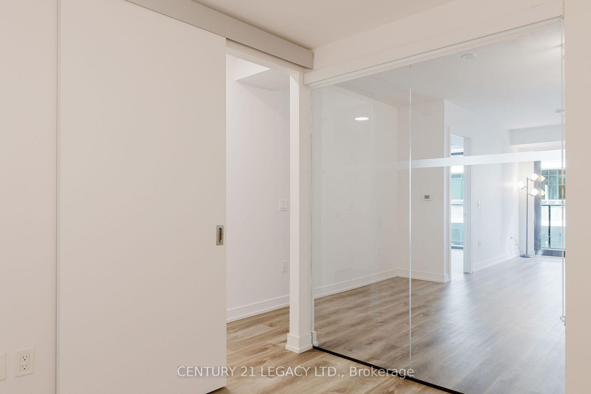 Photo 10 of Unit 1012, 1 Jarvis Street, Hamilton, Beasley — HOMEH