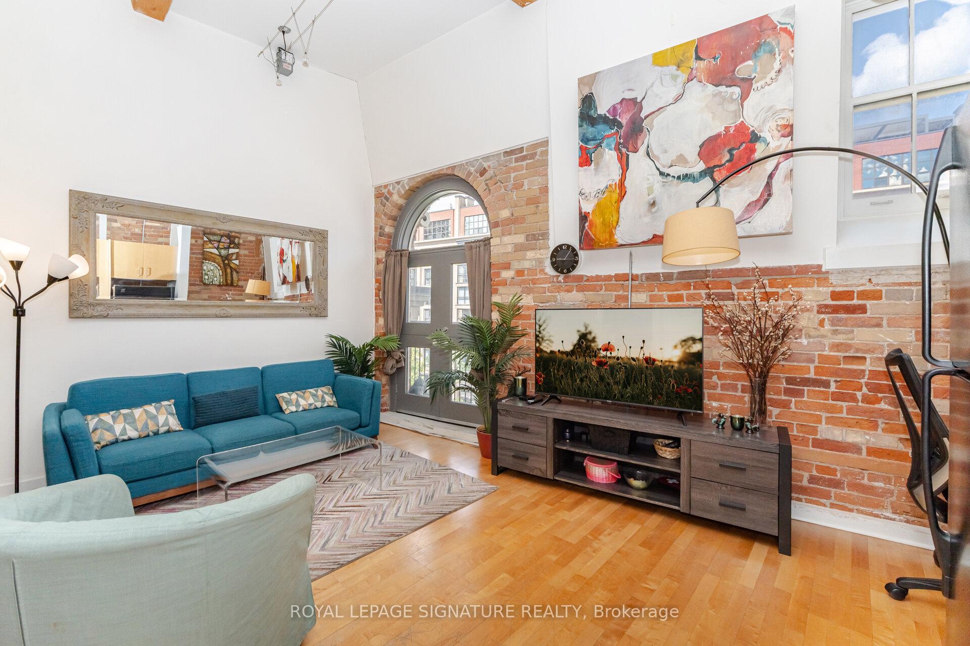 Photo 2 of Unit 414, 81A Front Street E, Toronto, Waterfront Communities — HOMEH