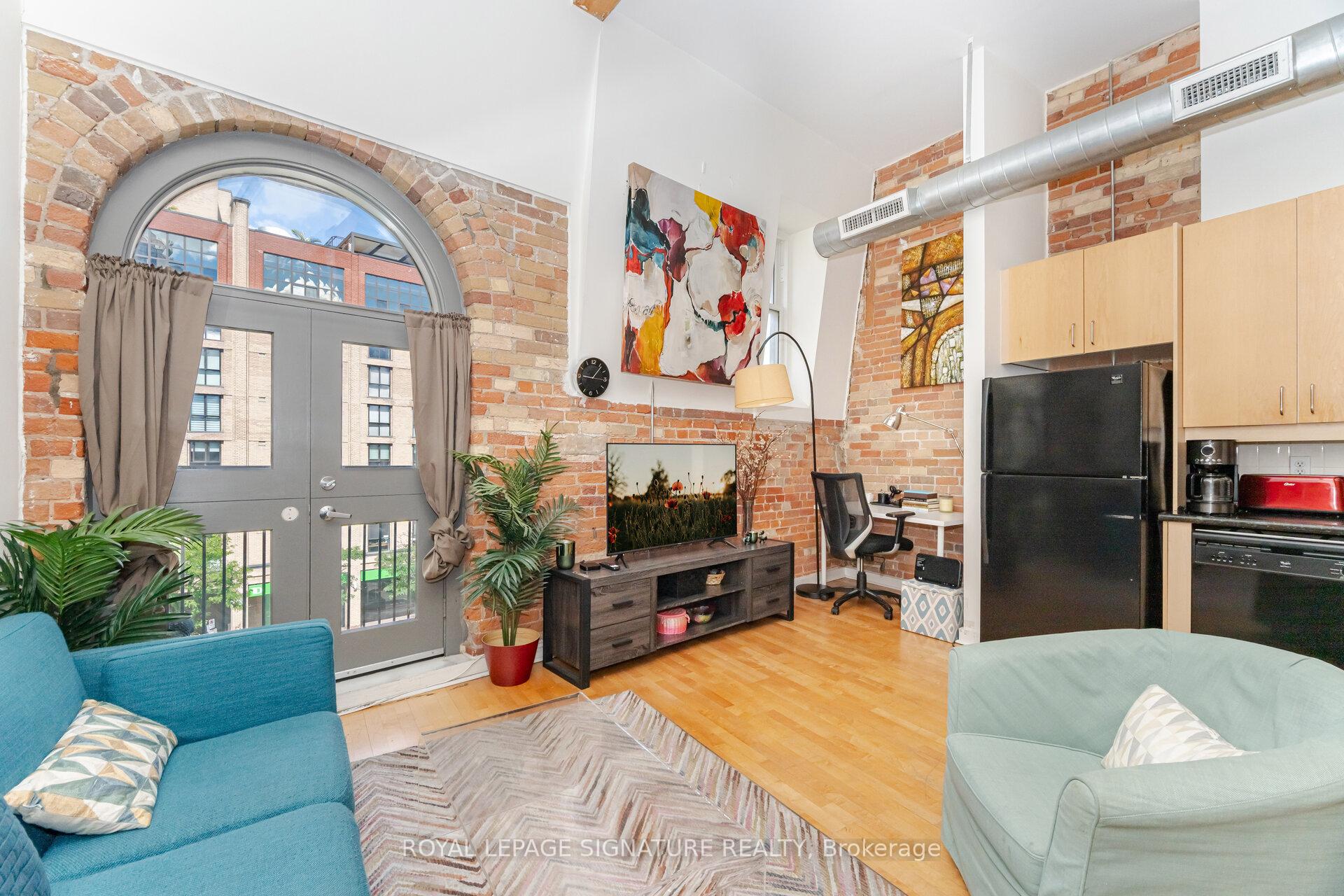 Photo 3 of Unit 414, 81A Front Street E, Toronto, Waterfront Communities — HOMEH