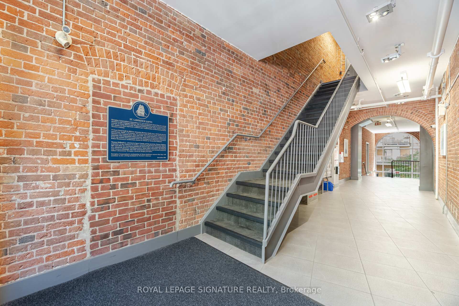 Photo 14 of Unit 414, 81A Front Street E, Toronto, Waterfront Communities — HOMEH