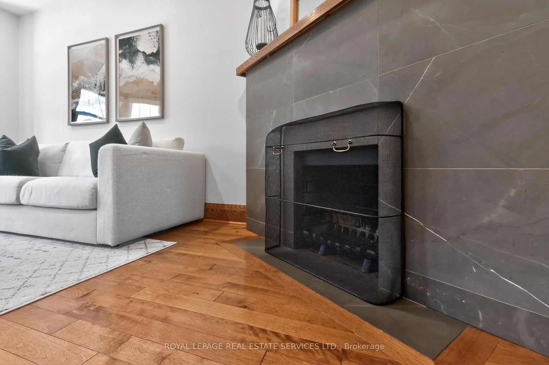 Photo 9 of 139 Evans Avenue, Toronto, Runnymede-Bloor West Village — HOMEH