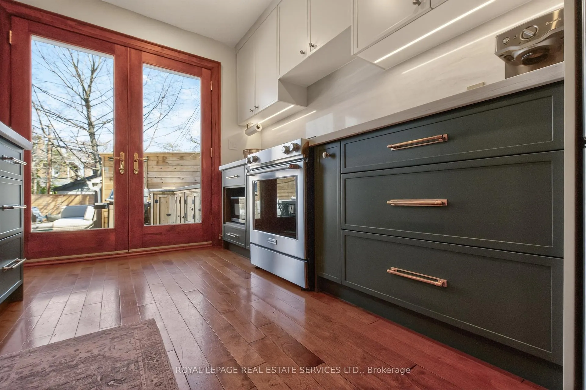 Photo 18 of 139 Evans Avenue, Toronto, Runnymede-Bloor West Village — HOMEH