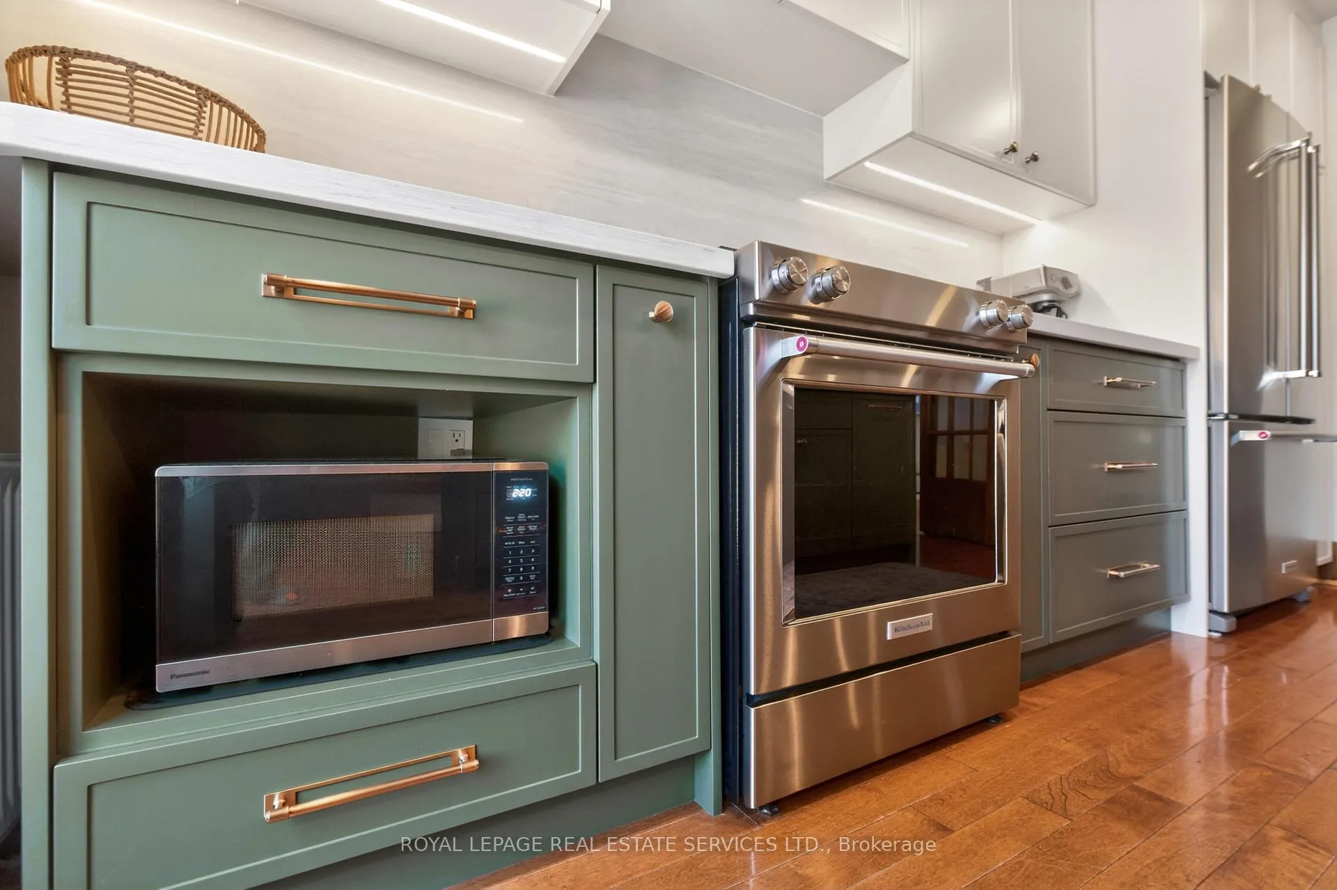 Photo 19 of 139 Evans Avenue, Toronto, Runnymede-Bloor West Village — HOMEH