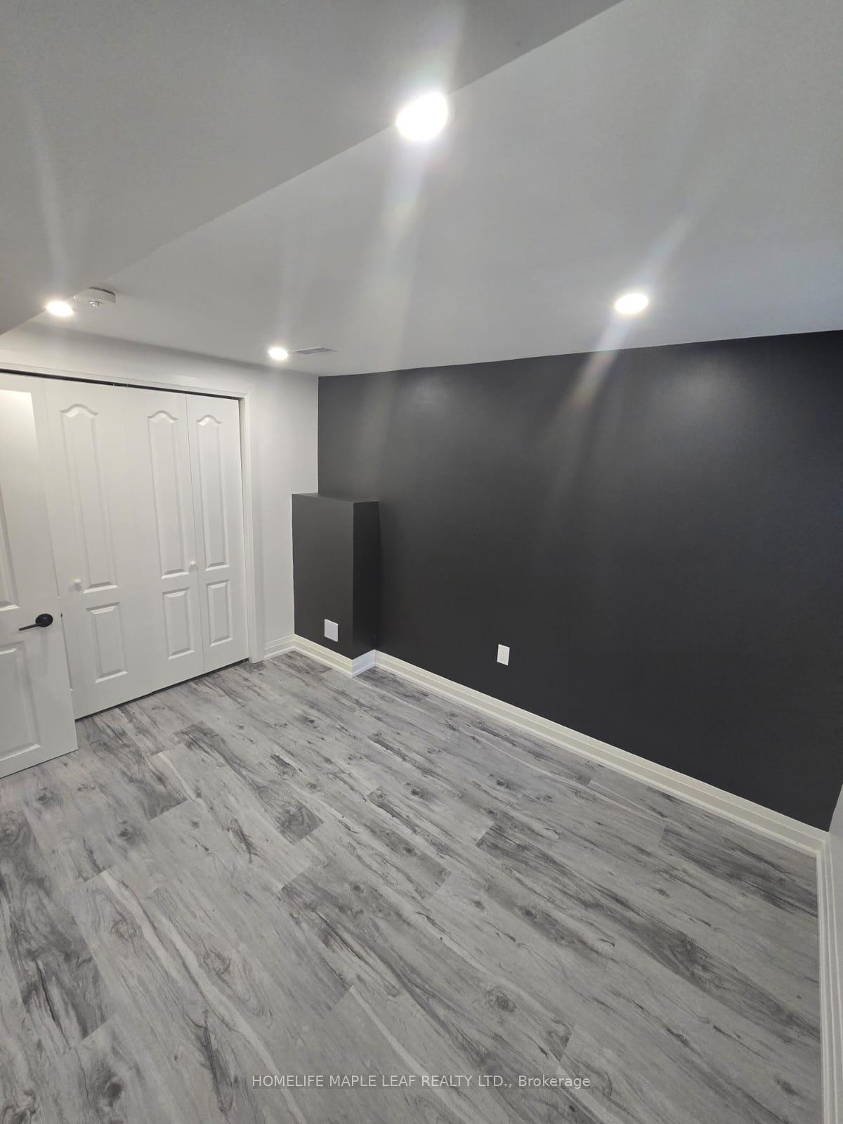 Photo 10 of 23 Blue Whale Boulevard, Brampton, Sandringham-Wellington — HOMEH