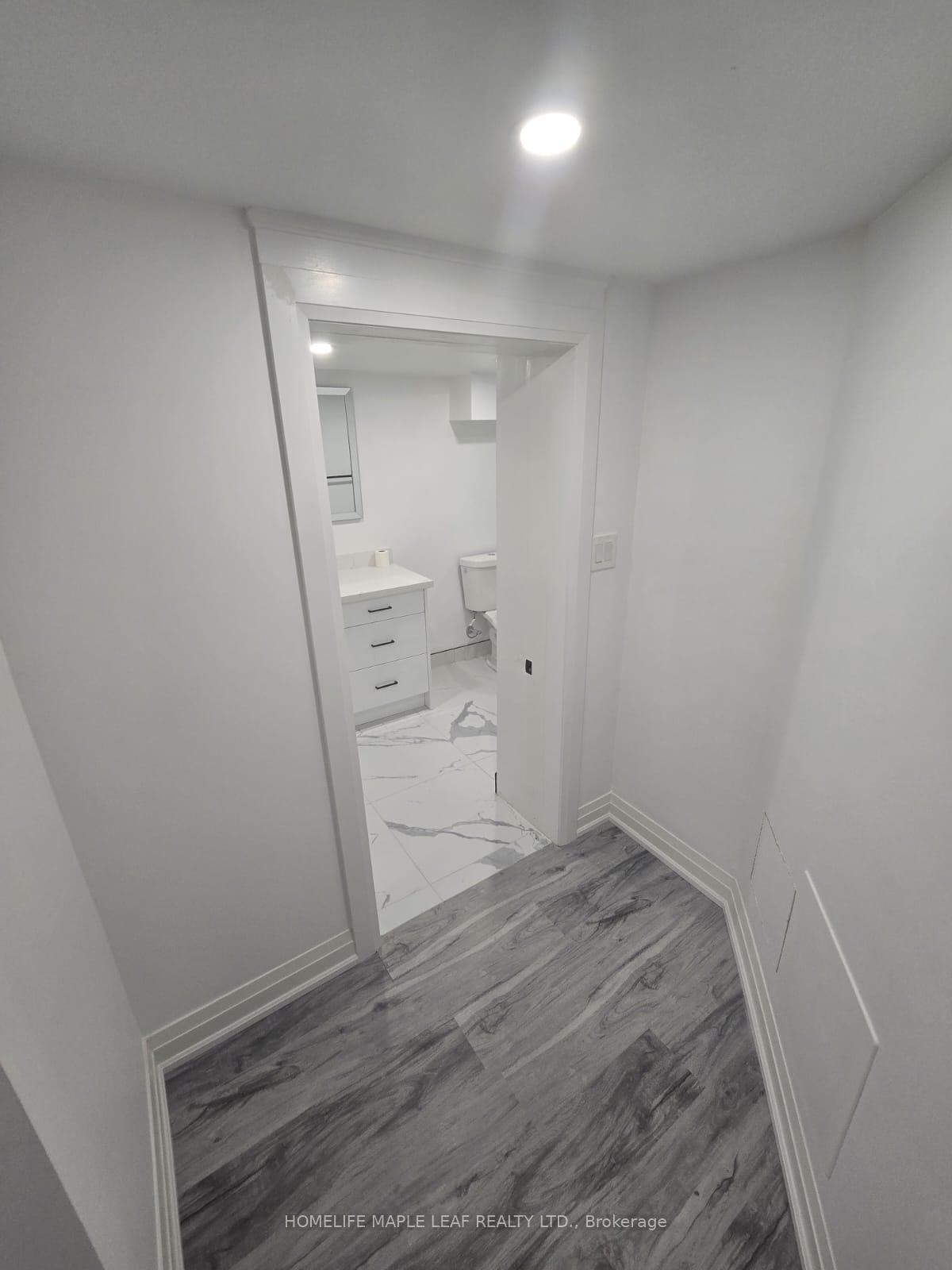 Photo 17 of 23 Blue Whale Boulevard, Brampton, Sandringham-Wellington — HOMEH