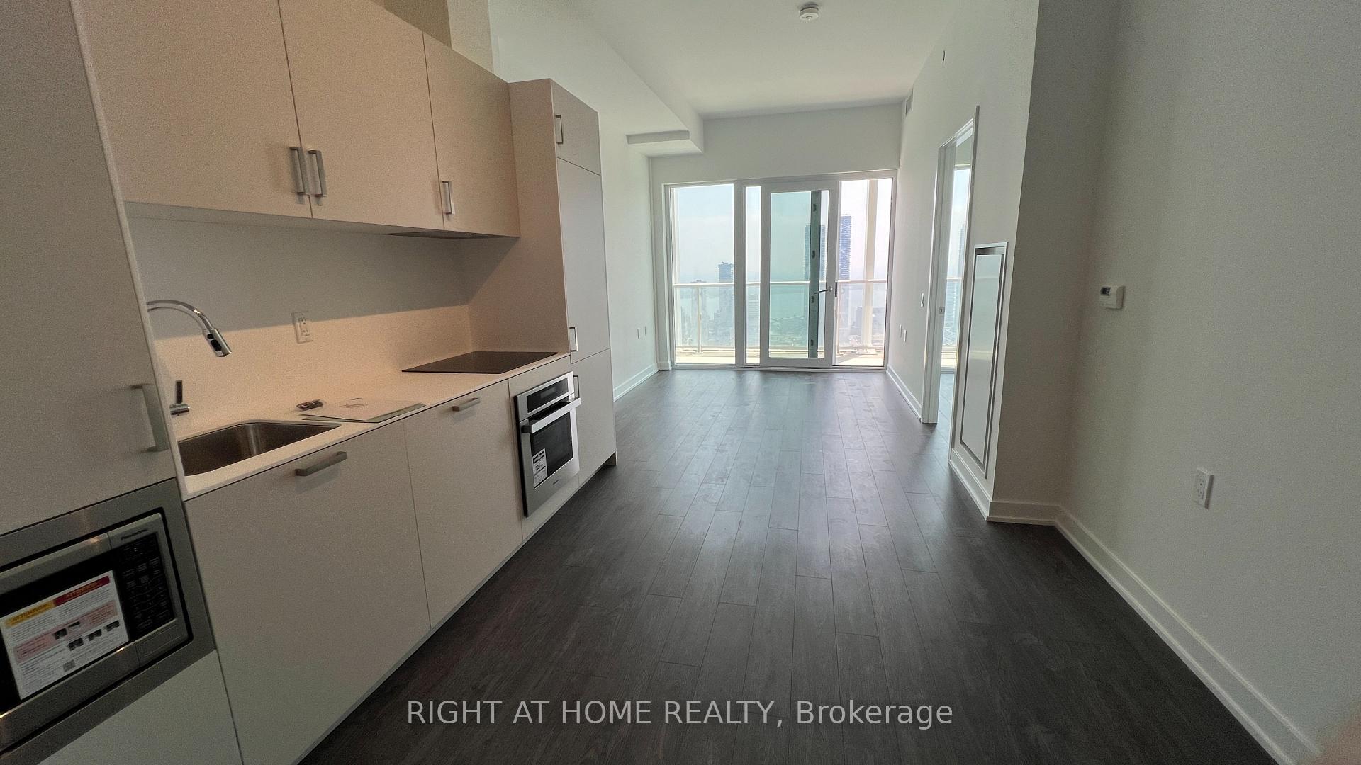 Photo 4 of Unit 5207, 88 Queen Street E, Toronto, Church-Yonge Corridor — HOMEH