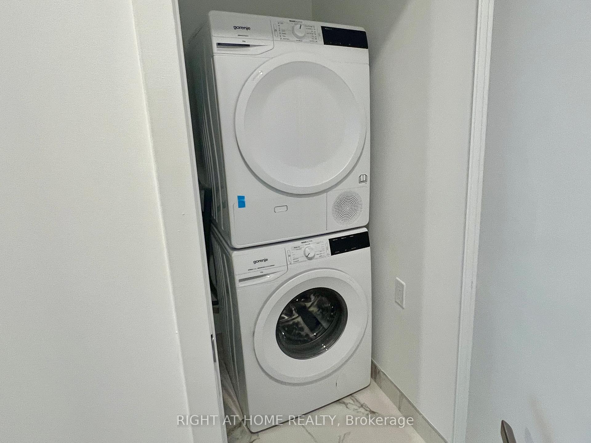 Photo 7 of Unit 5207, 88 Queen Street E, Toronto, Church-Yonge Corridor — HOMEH