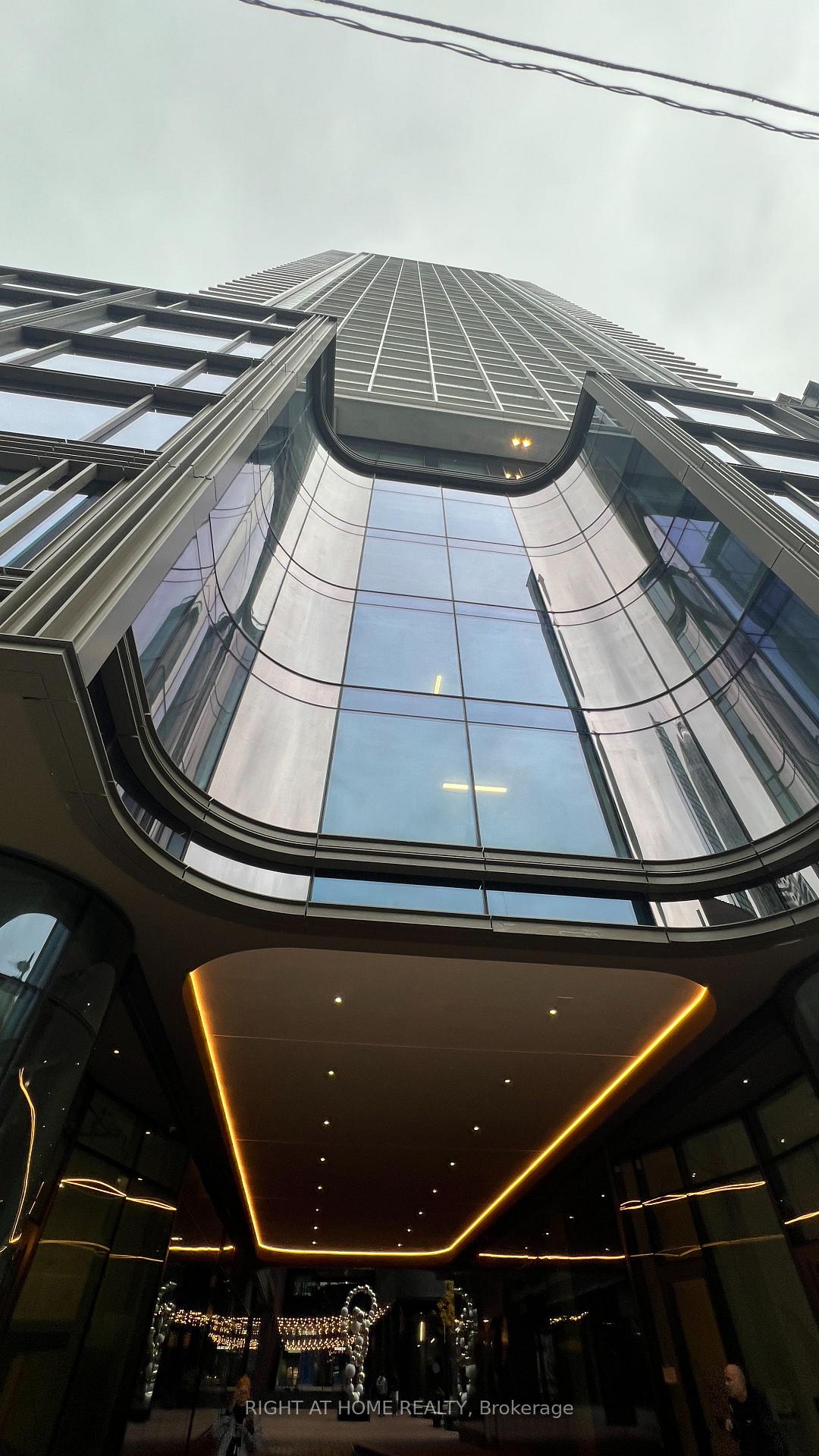 Photo 14 of Unit 5207, 88 Queen Street E, Toronto, Church-Yonge Corridor — HOMEH