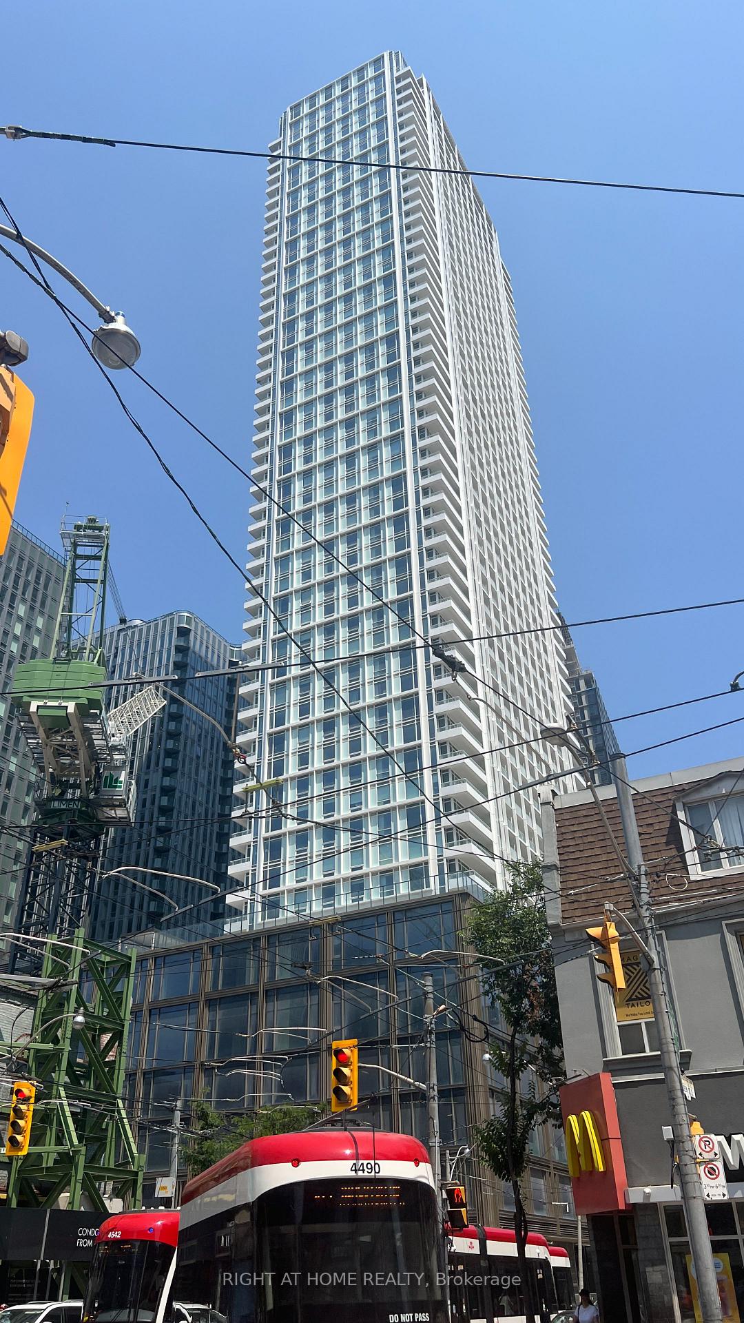 Photo 17 of Unit 5207, 88 Queen Street E, Toronto, Church-Yonge Corridor — HOMEH
