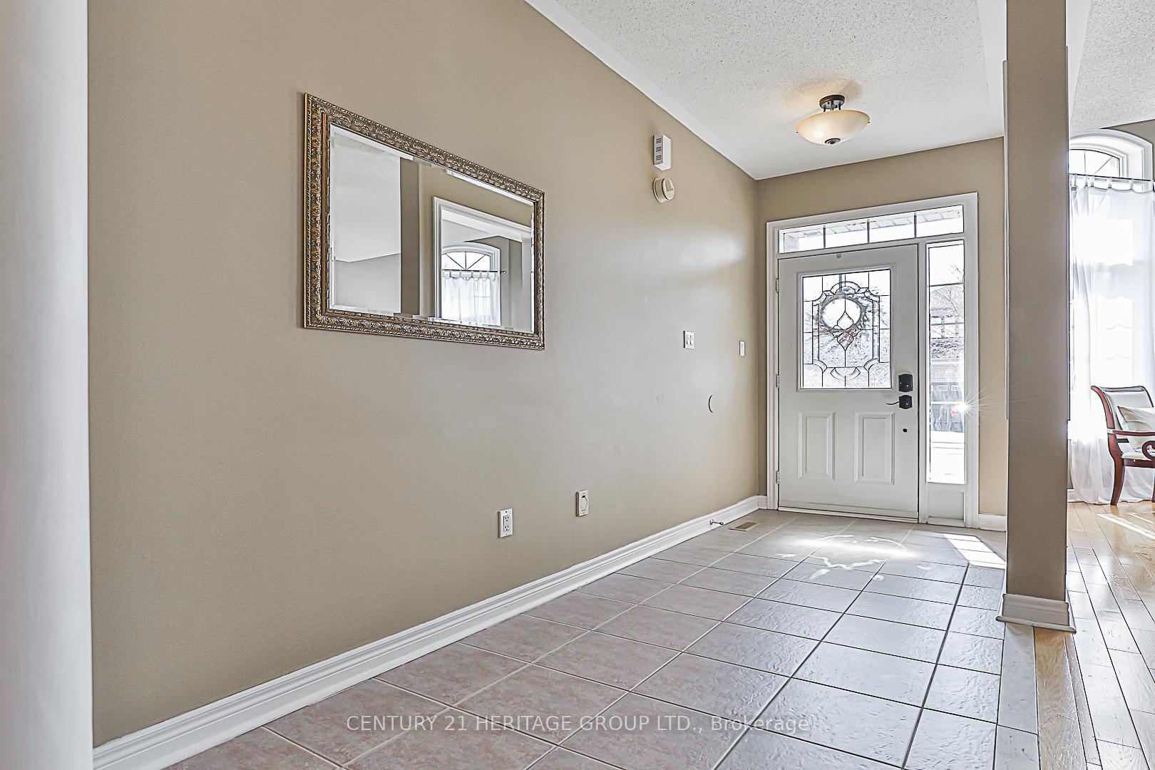 Photo 4 of 52 Perivale Gardens, Aurora, Bayview Wellington — HOMEH