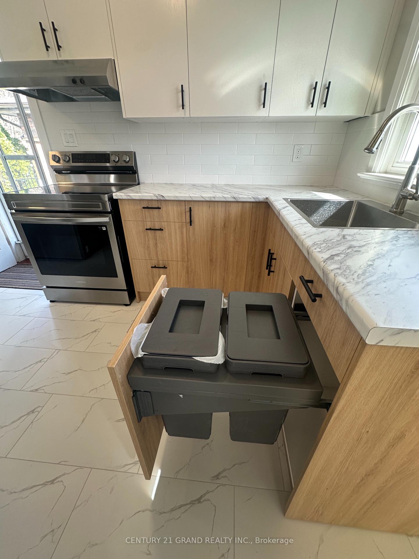 Photo 17 of 70 Dudhope Avenue, Cambridge — HOMEH