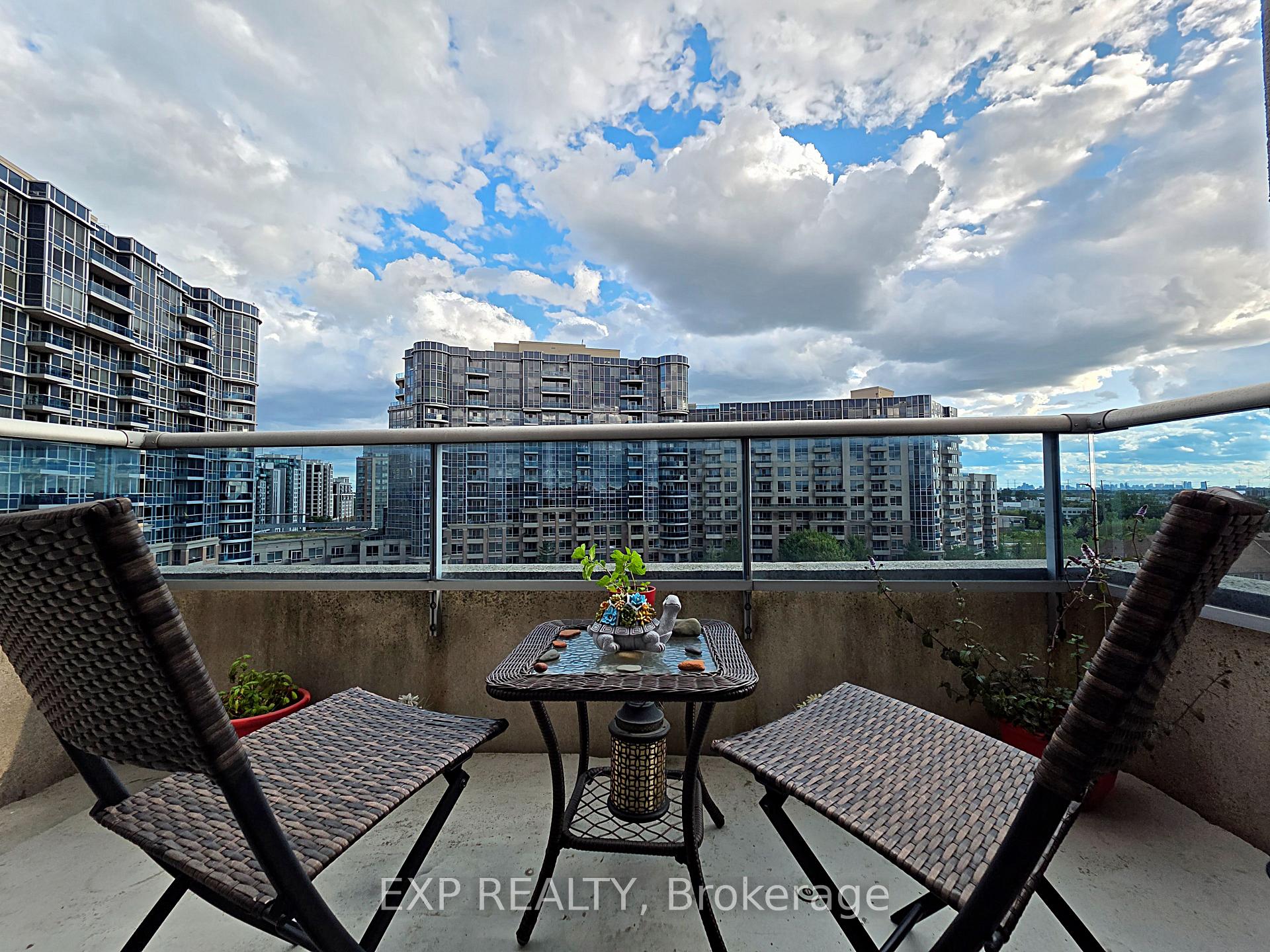 Photo 7 of Unit 911, 33 Cox Boulevard, Markham, Unionville — HOMEH