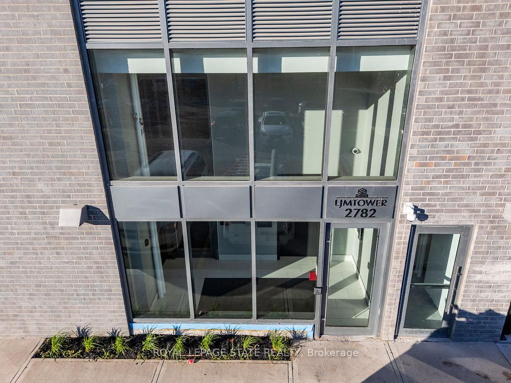 Photo 5 of Unit 1112, 2782 Barton Street E, Hamilton, Riverdale — HOMEH
