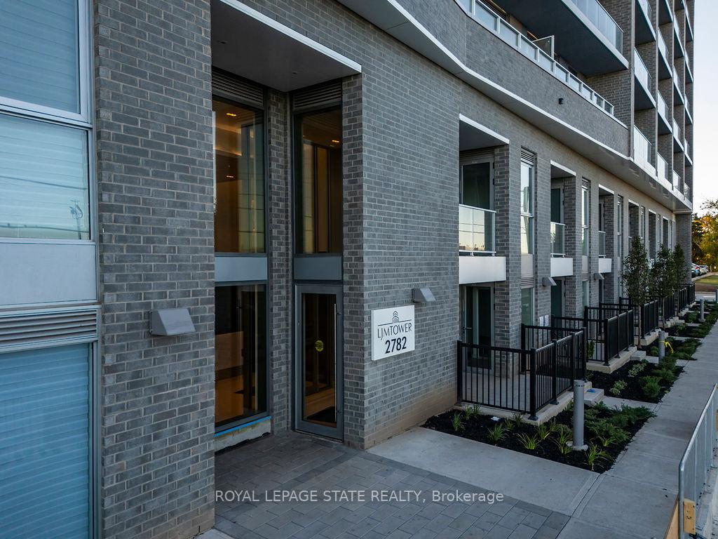 Photo 6 of Unit 1112, 2782 Barton Street E, Hamilton, Riverdale — HOMEH