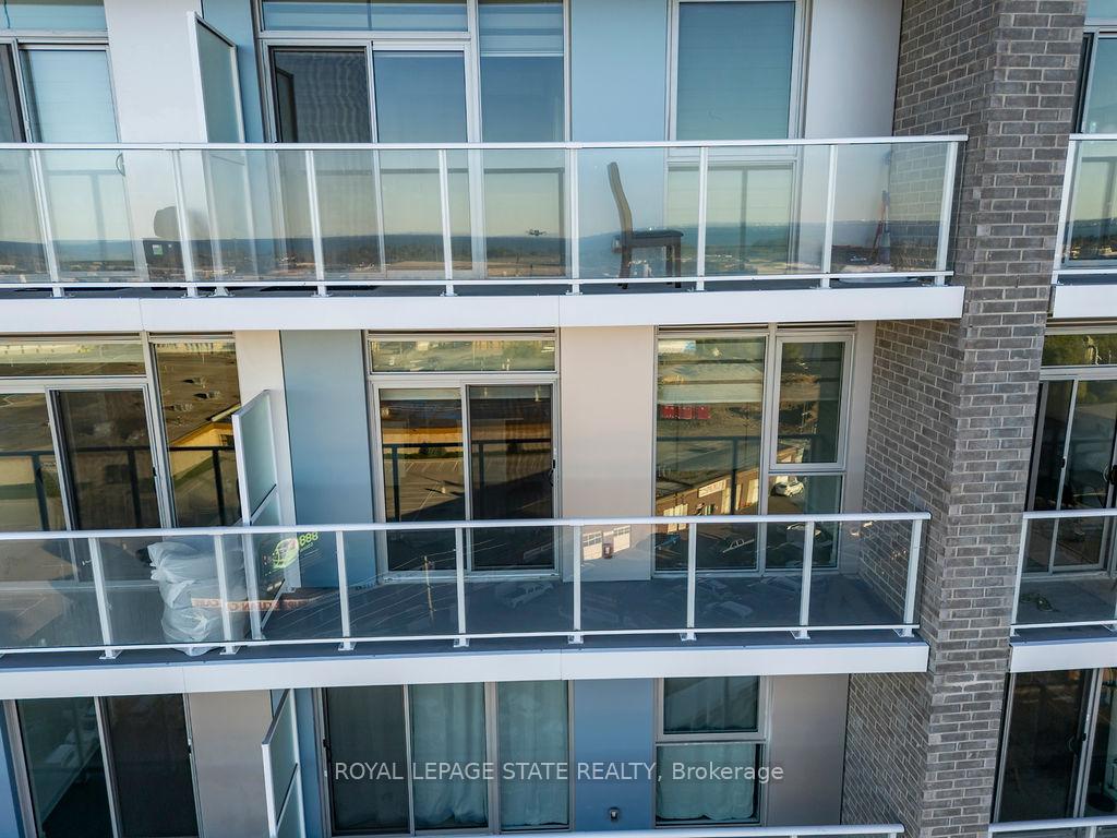 Photo 8 of Unit 1112, 2782 Barton Street E, Hamilton, Riverdale — HOMEH