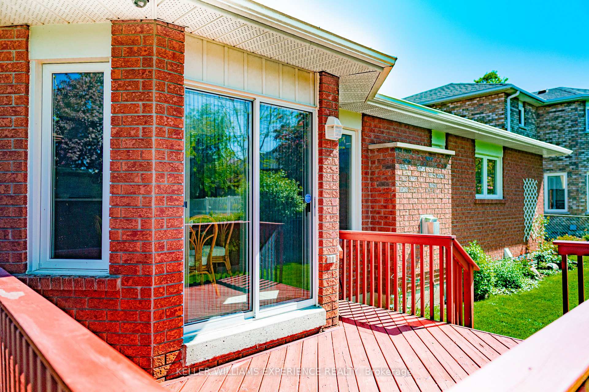 Photo 7 of 85 Arthur Avenue, Barrie, Grove East — HOMEH