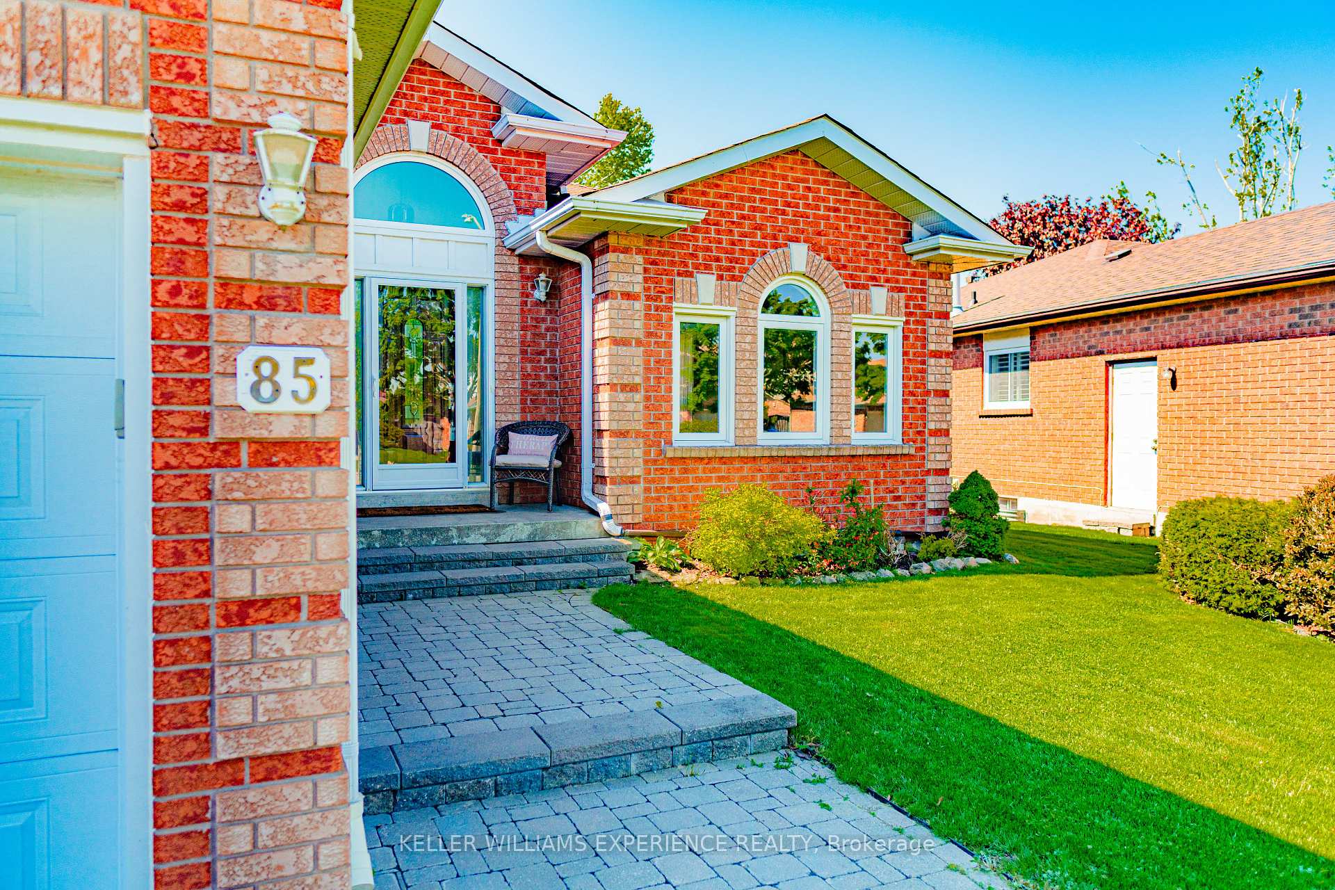 Photo 12 of 85 Arthur Avenue, Barrie, Grove East — HOMEH