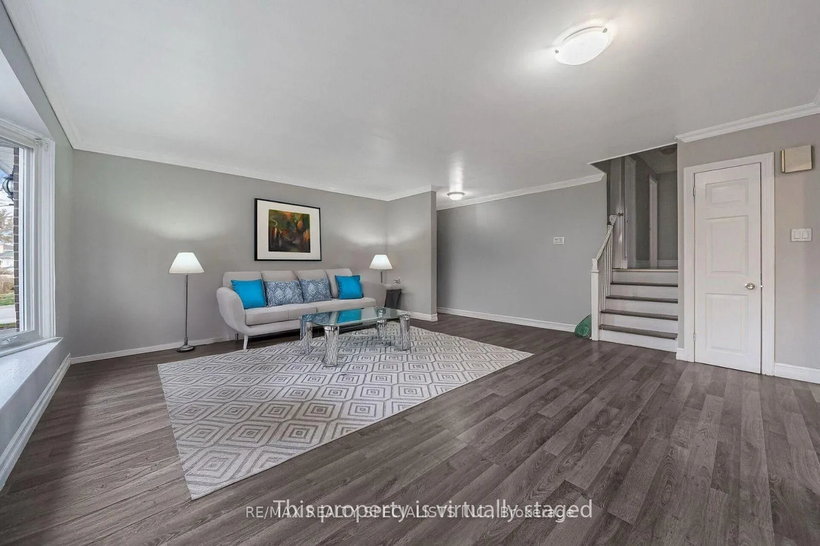 Photo 4 of 83 Watson Crescent, Brampton, Brampton East — HOMEH