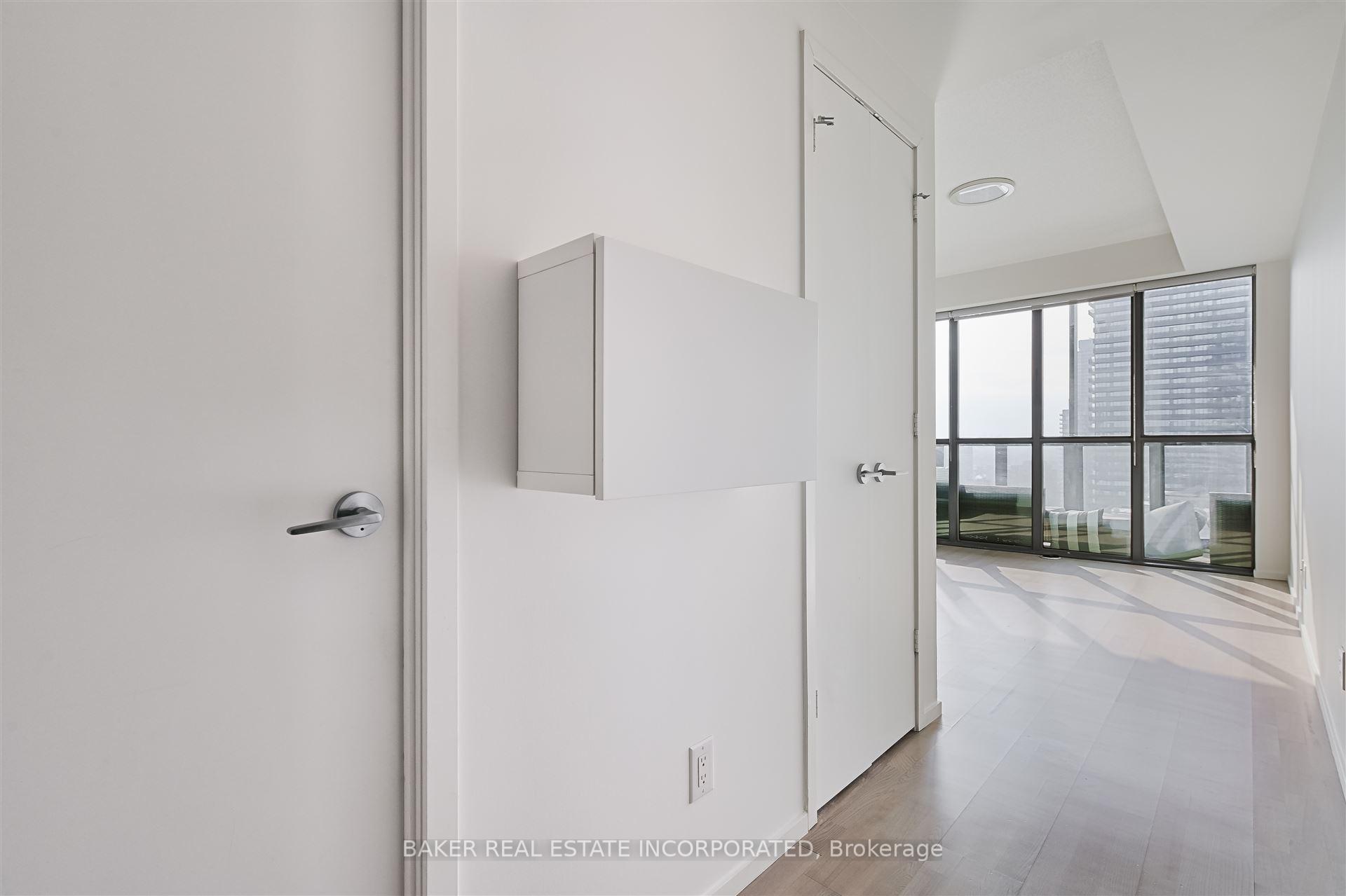 Photo 10 of Unit 2805, 101 Charles Street E, Toronto, Church-Yonge Corridor — HOMEH