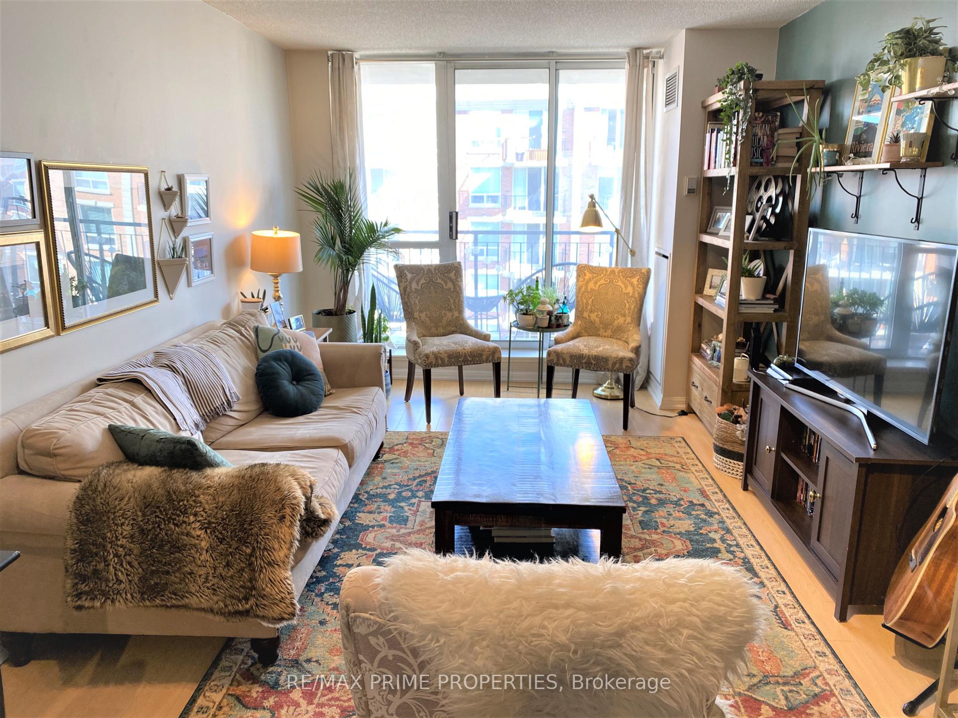 Photo 3 of Unit 501, 3130 Yonge Street, Toronto, Lawrence Park North — HOMEH