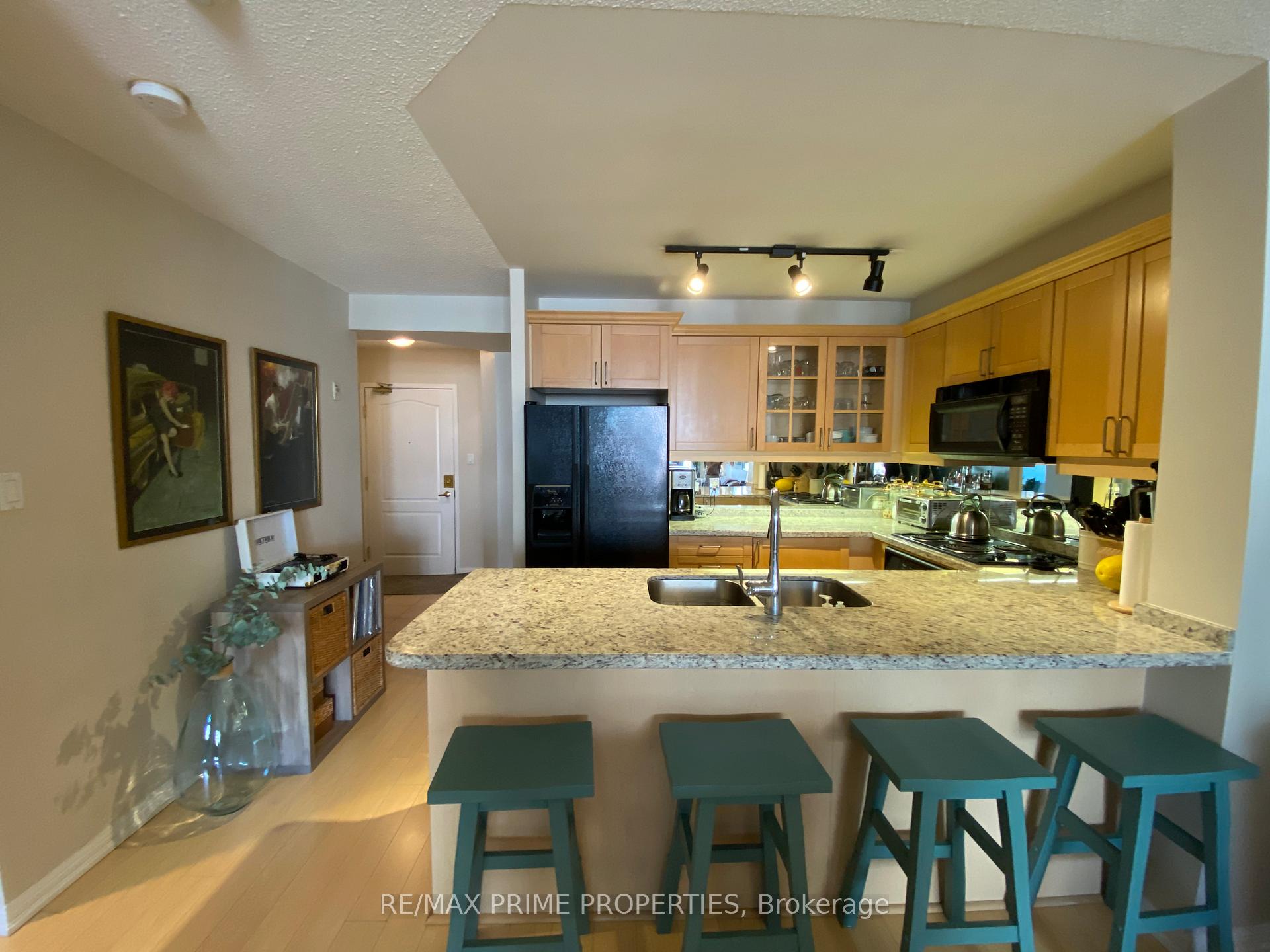 Photo 5 of Unit 501, 3130 Yonge Street, Toronto, Lawrence Park North — HOMEH