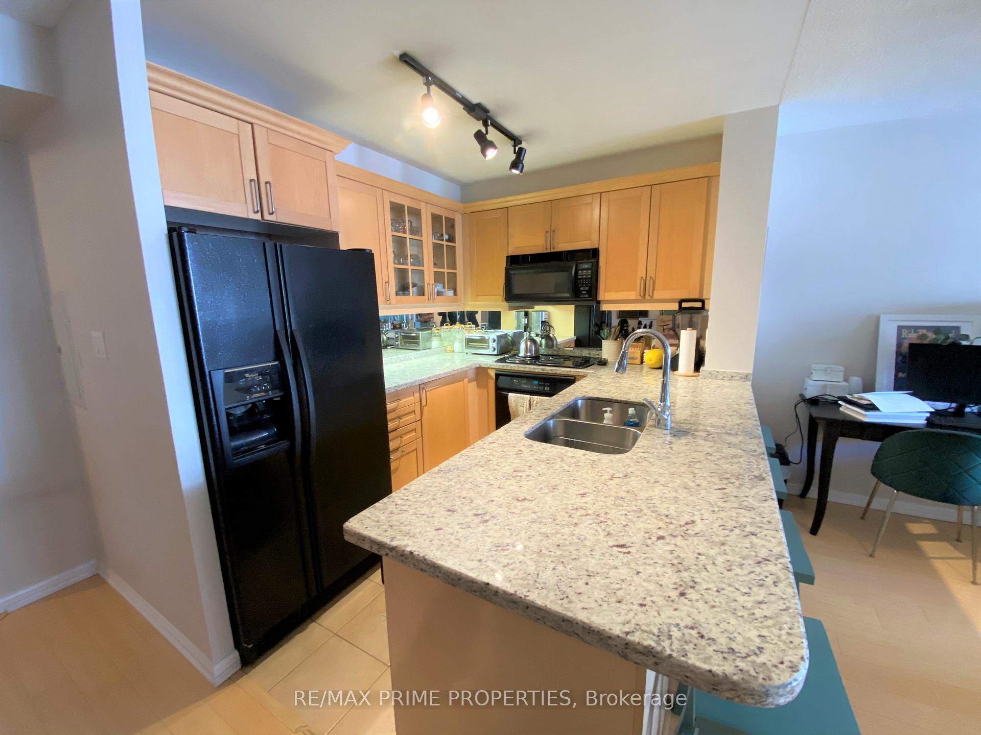 Photo 7 of Unit 501, 3130 Yonge Street, Toronto, Lawrence Park North — HOMEH