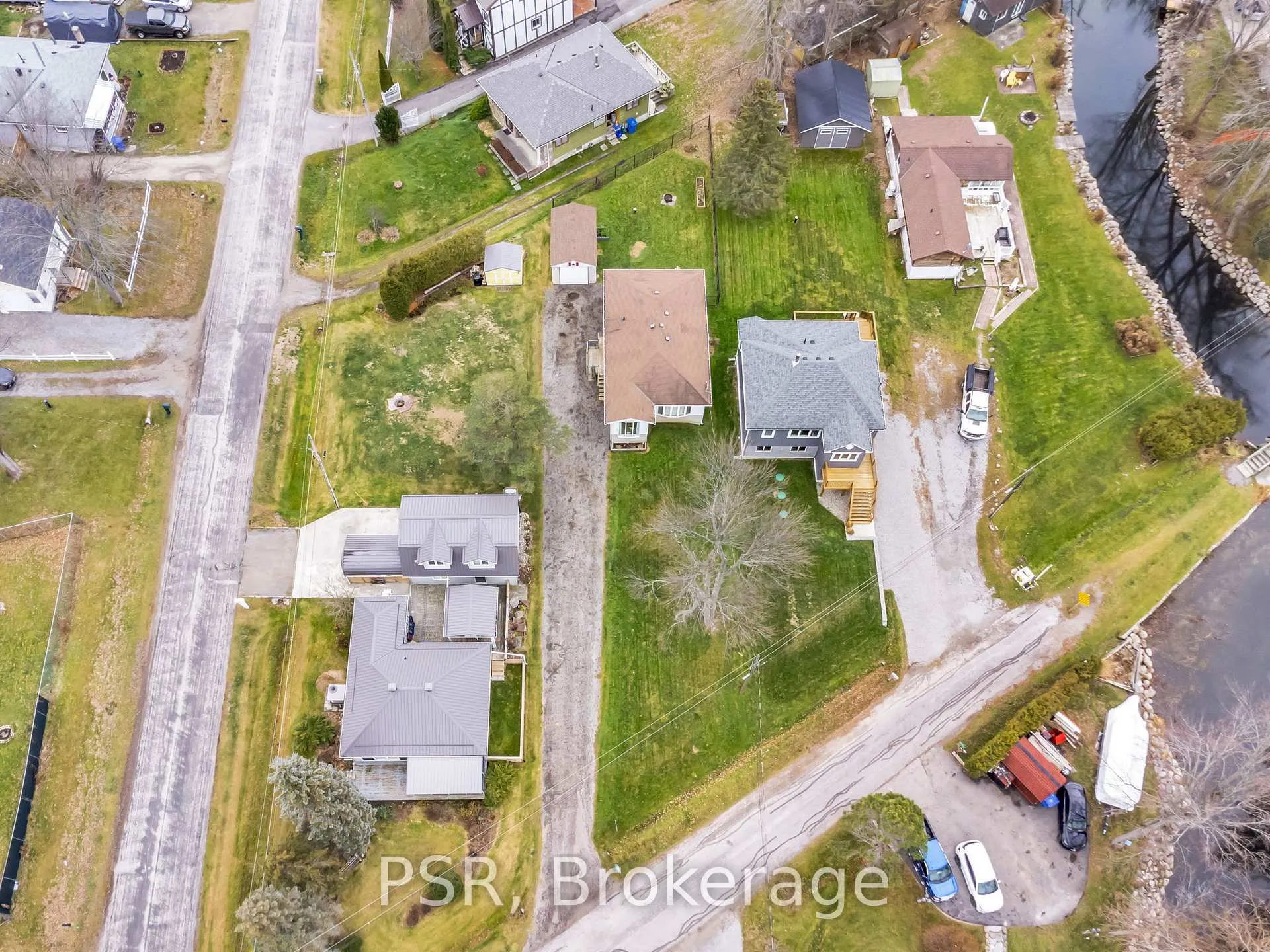 Photo 4 of 7 Water Fringe Drive, Georgina, Pefferlaw — HOMEH
