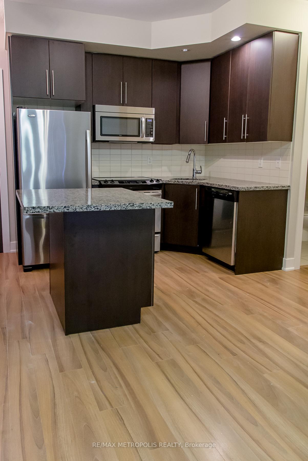 Photo 3 of Unit 2501, 28 Linden Street, Toronto, North St. James Town — HOMEH