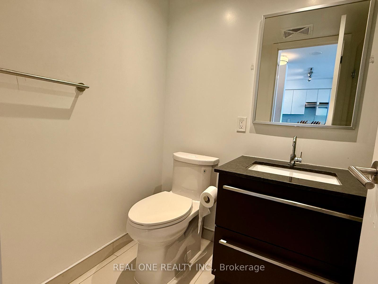 Photo 6 of Unit 912, 120 Varna Drive, Toronto, Englemount-Lawrence — HOMEH