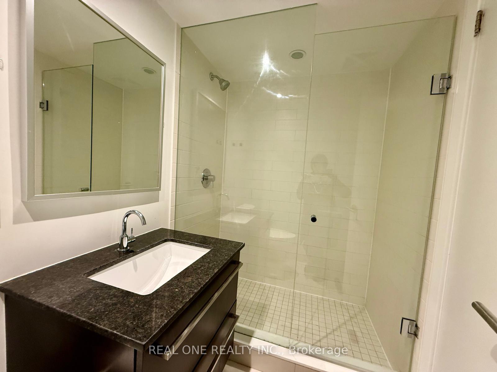 Photo 7 of Unit 912, 120 Varna Drive, Toronto, Englemount-Lawrence — HOMEH