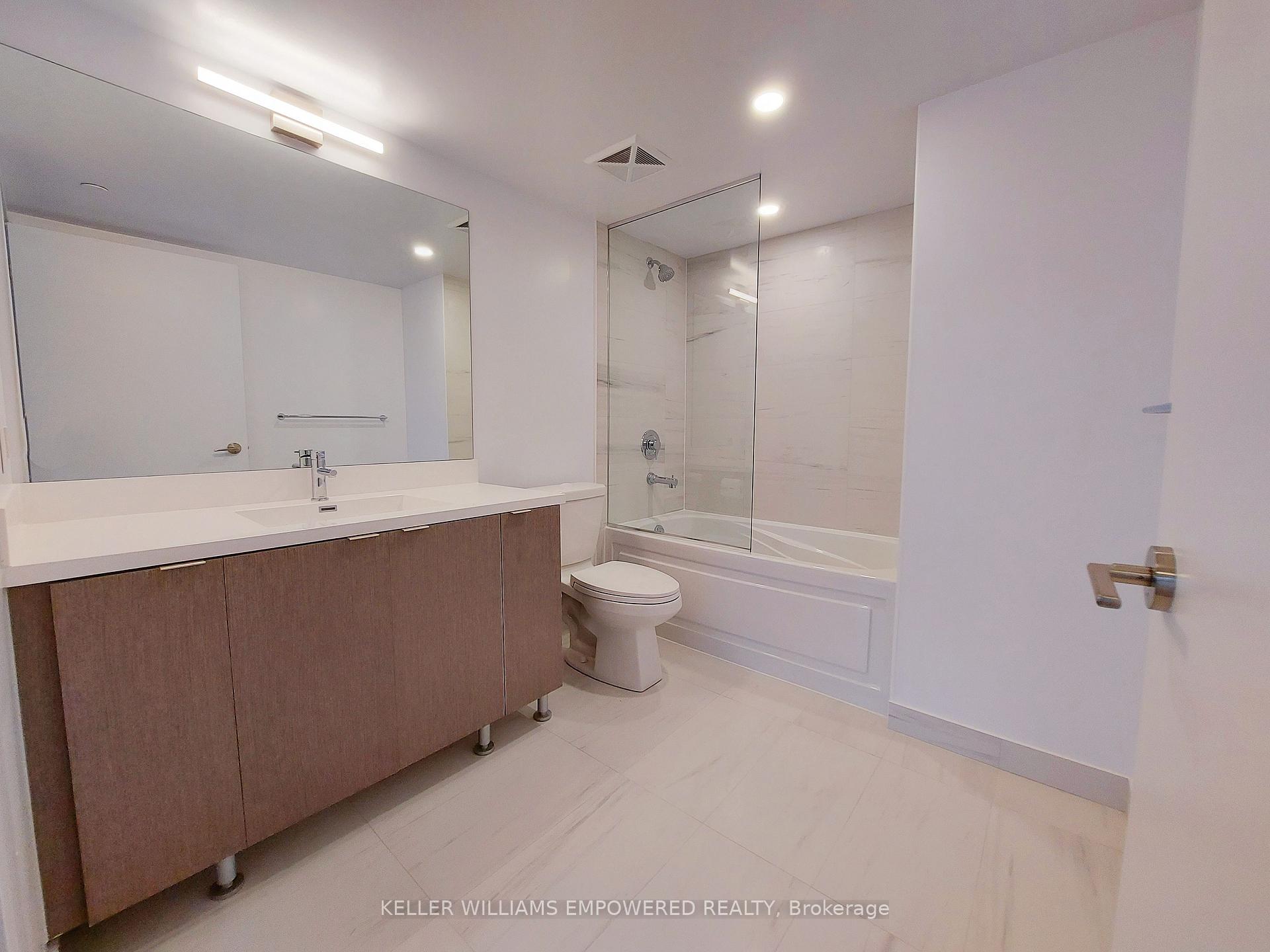 Photo 14 of Unit 2107, 219 Dundas Street E, Toronto, Moss Park — HOMEH