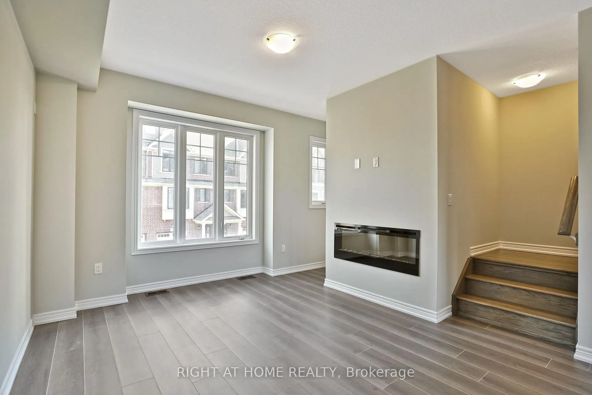 Photo 9 of Unit 62, 288 Glover Road, Hamilton, Fruitland — HOMEH