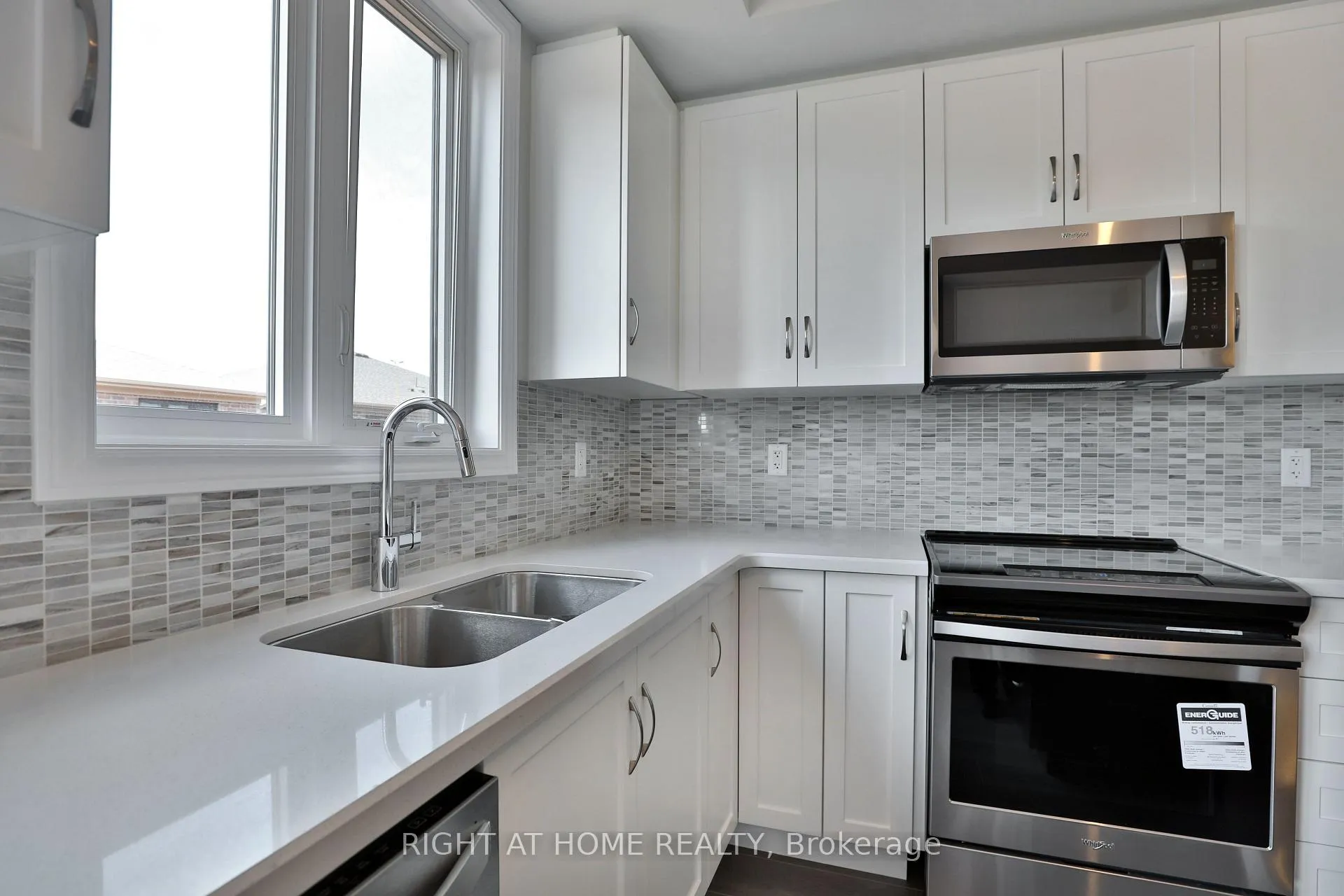 Photo 13 of Unit 62, 288 Glover Road, Hamilton, Fruitland — HOMEH