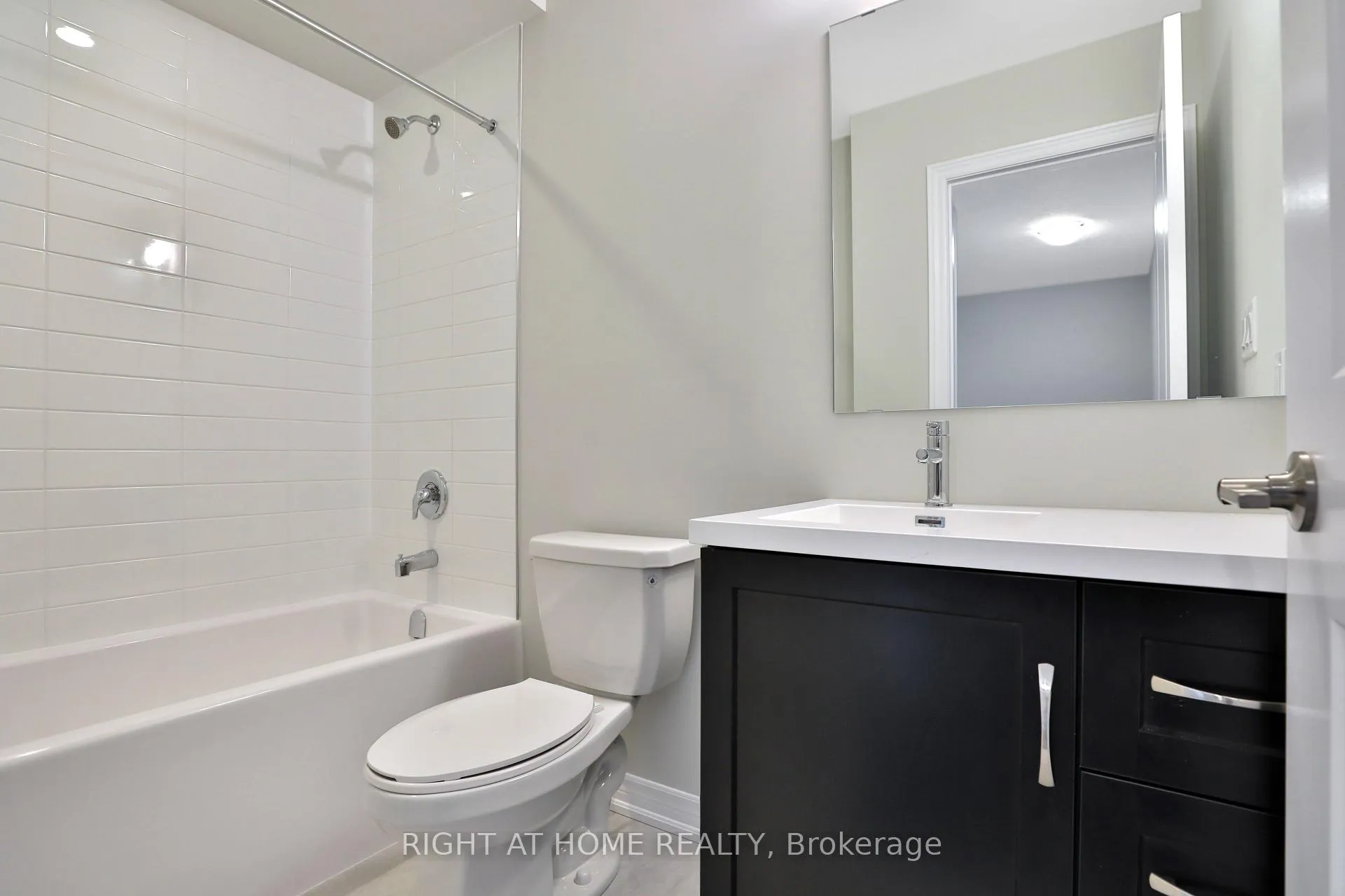 Photo 22 of Unit 62, 288 Glover Road, Hamilton, Fruitland — HOMEH