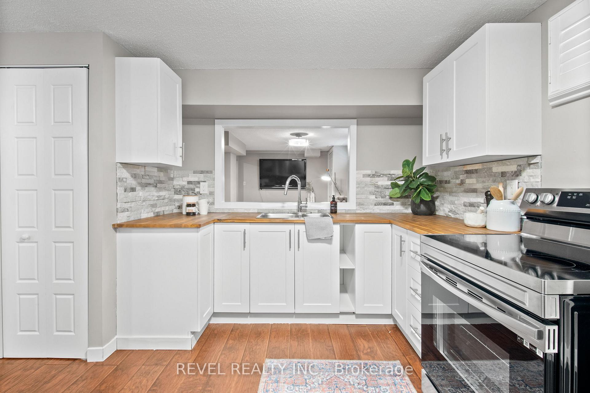 Photo 34 of 2 Patterson Crescent, Ajax, Central — HOMEH
