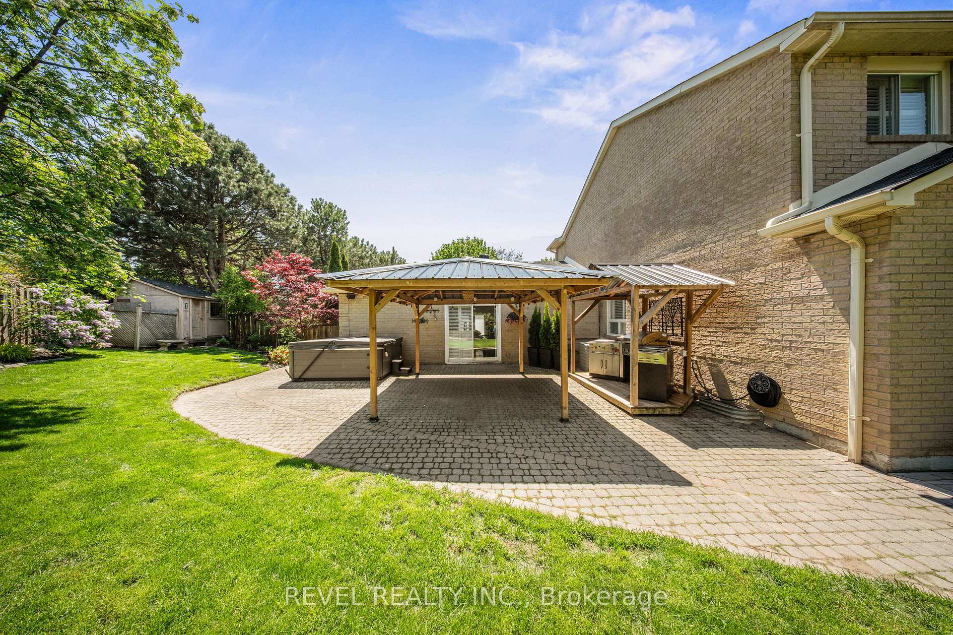 Photo 41 of 2 Patterson Crescent, Ajax, Central — HOMEH