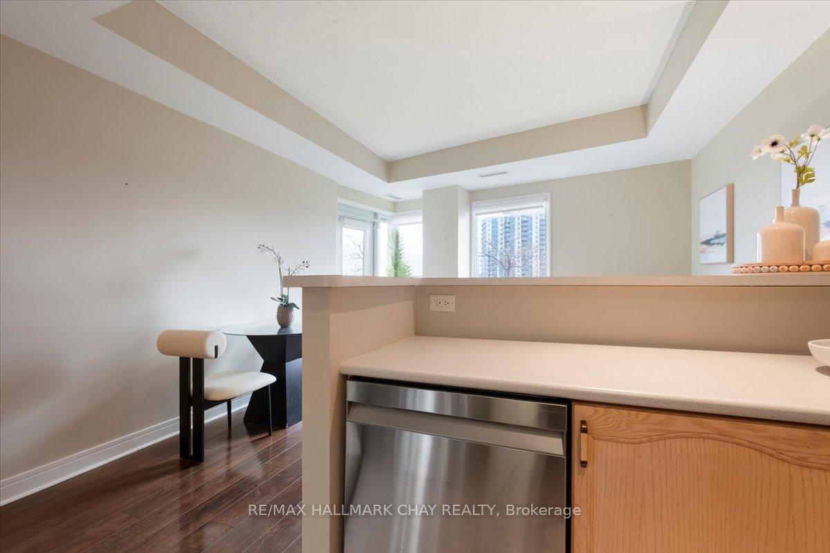 Photo 10 of Unit 302, 2 Toronto Street, Barrie, City Centre — HOMEH