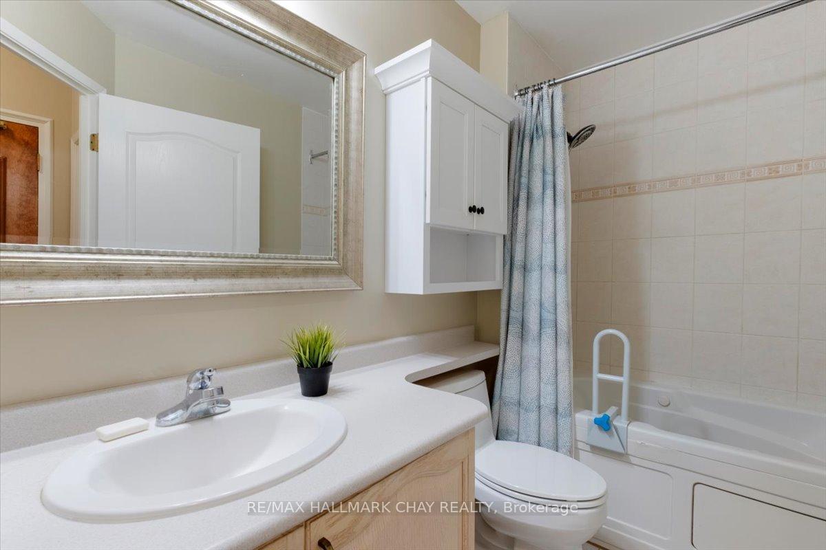 Photo 17 of Unit 302, 2 Toronto Street, Barrie, City Centre — HOMEH