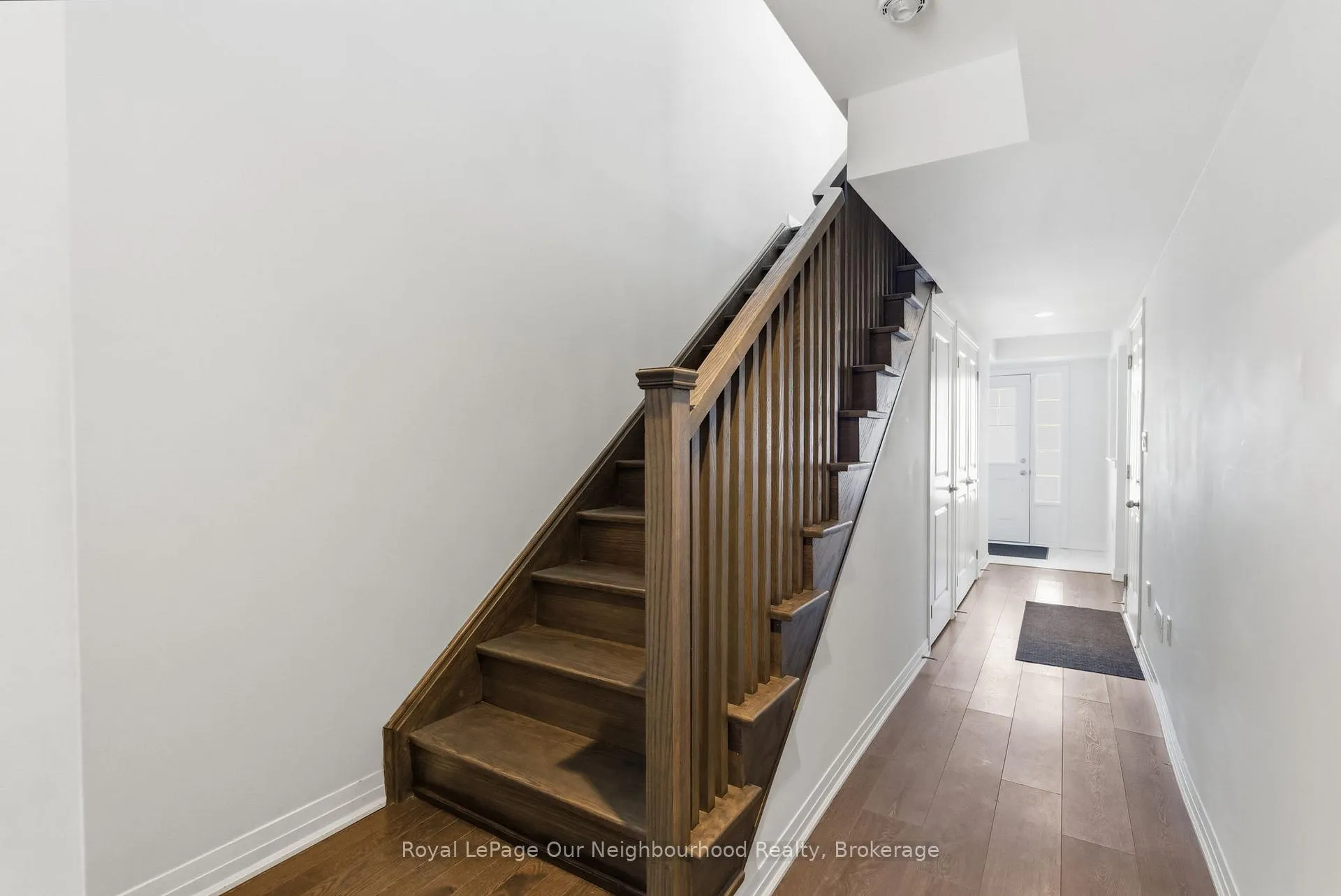 Photo 38 of 818 Atwater Path, Oshawa, Lakeview — HOMEH
