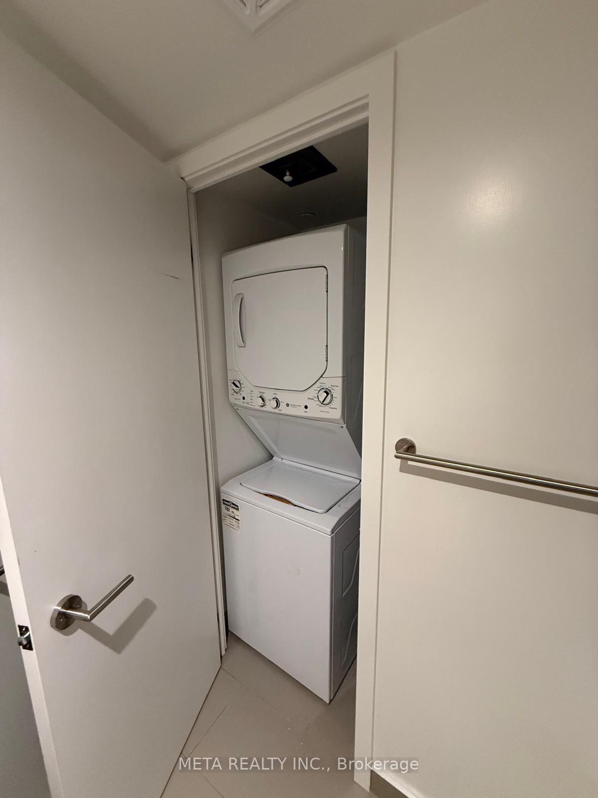 Photo 10 of Unit 1420, 120 Varna Drive, Toronto, Englemount-Lawrence — HOMEH